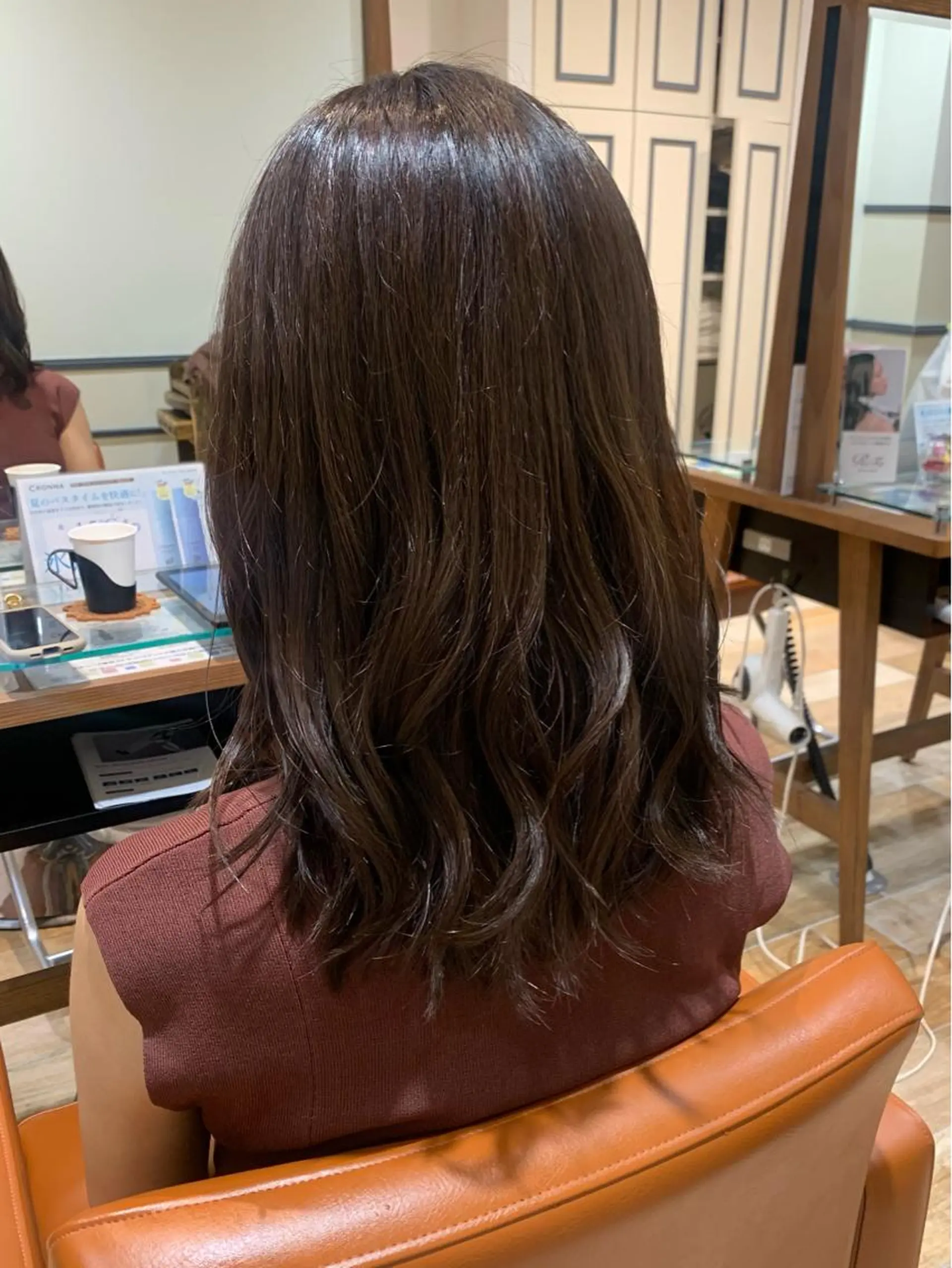 セミロング カラー ベージュカラー ラベンダーカラー ラベンダーベージュ 須藤 向日葵のヘアスタイル