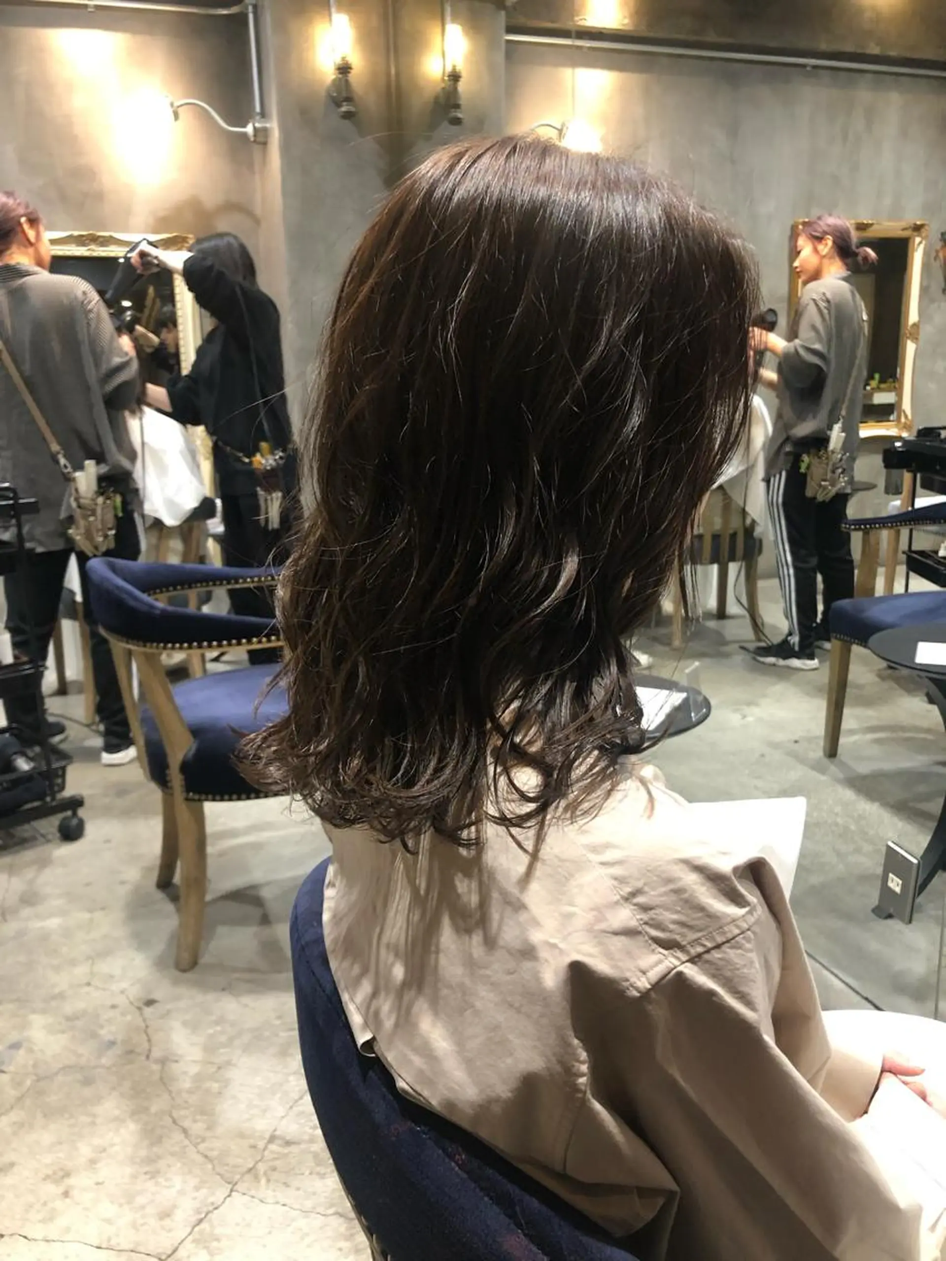 セミロング カラー マンツーマン／韓国 ヘア‎Amiのヘアスタイル