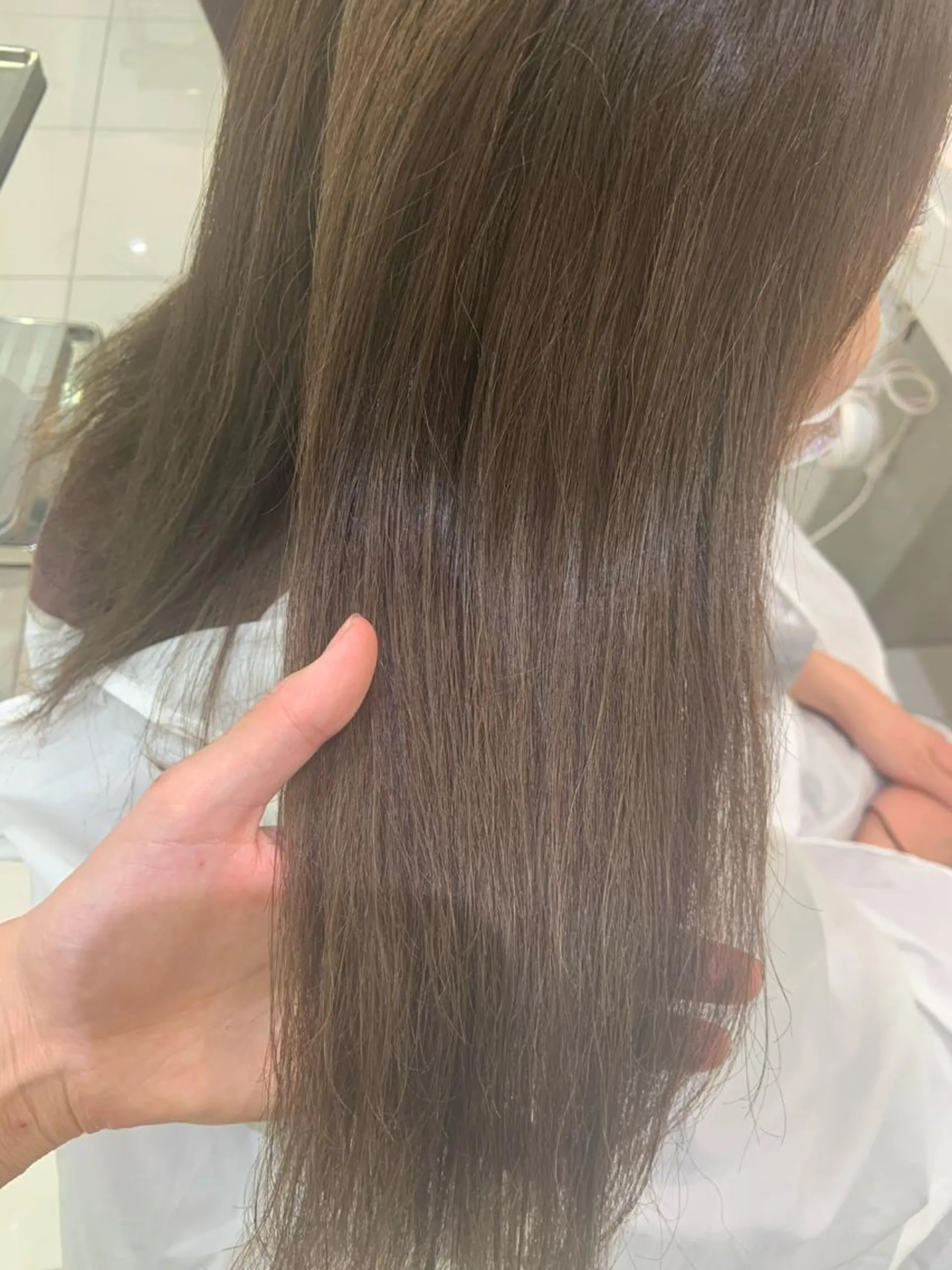 ロング カラー パーマ ヘアアレンジ カット トリートメント ハイトーンカラー🤍 山下 優華のヘアスタイル