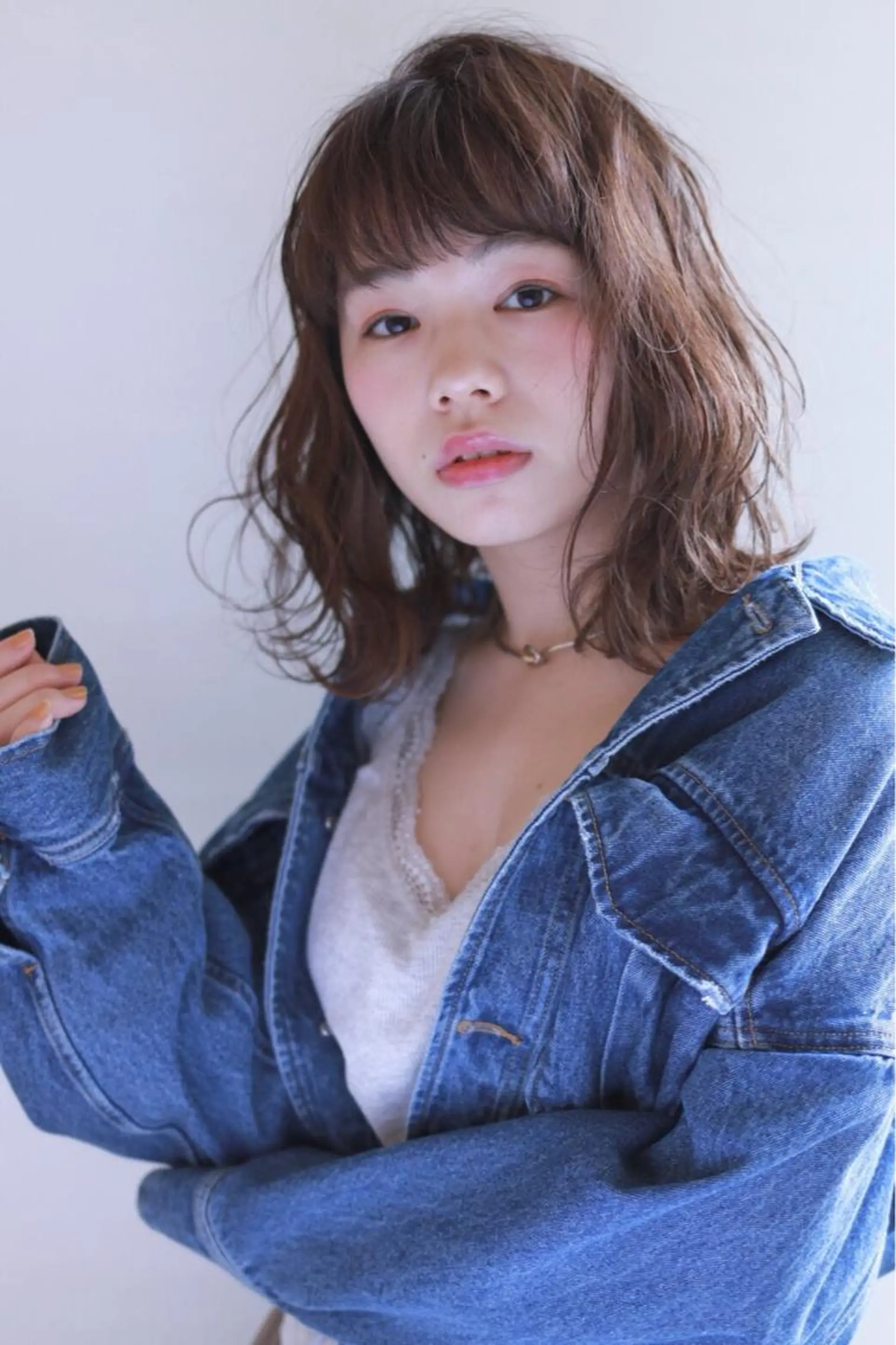 ミディアム やまだ まいのヘアスタイル