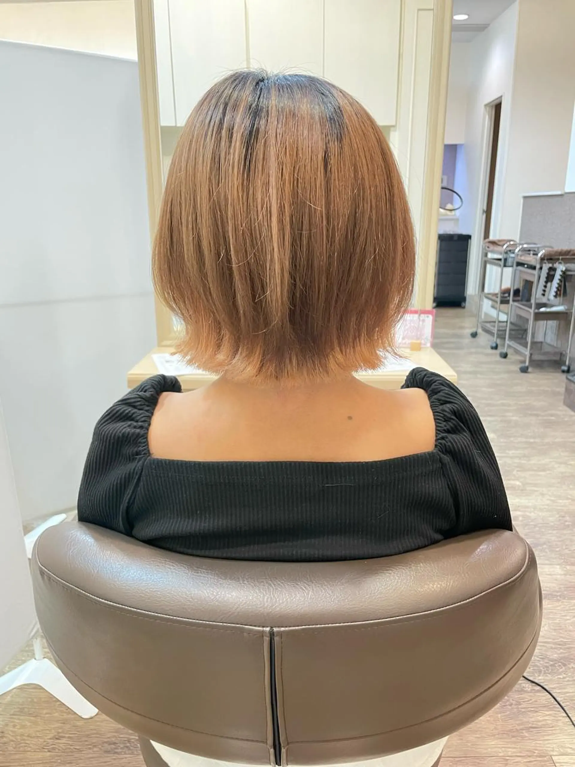 ショート ボブ 外ハネヘア 町田 あみのヘアスタイル