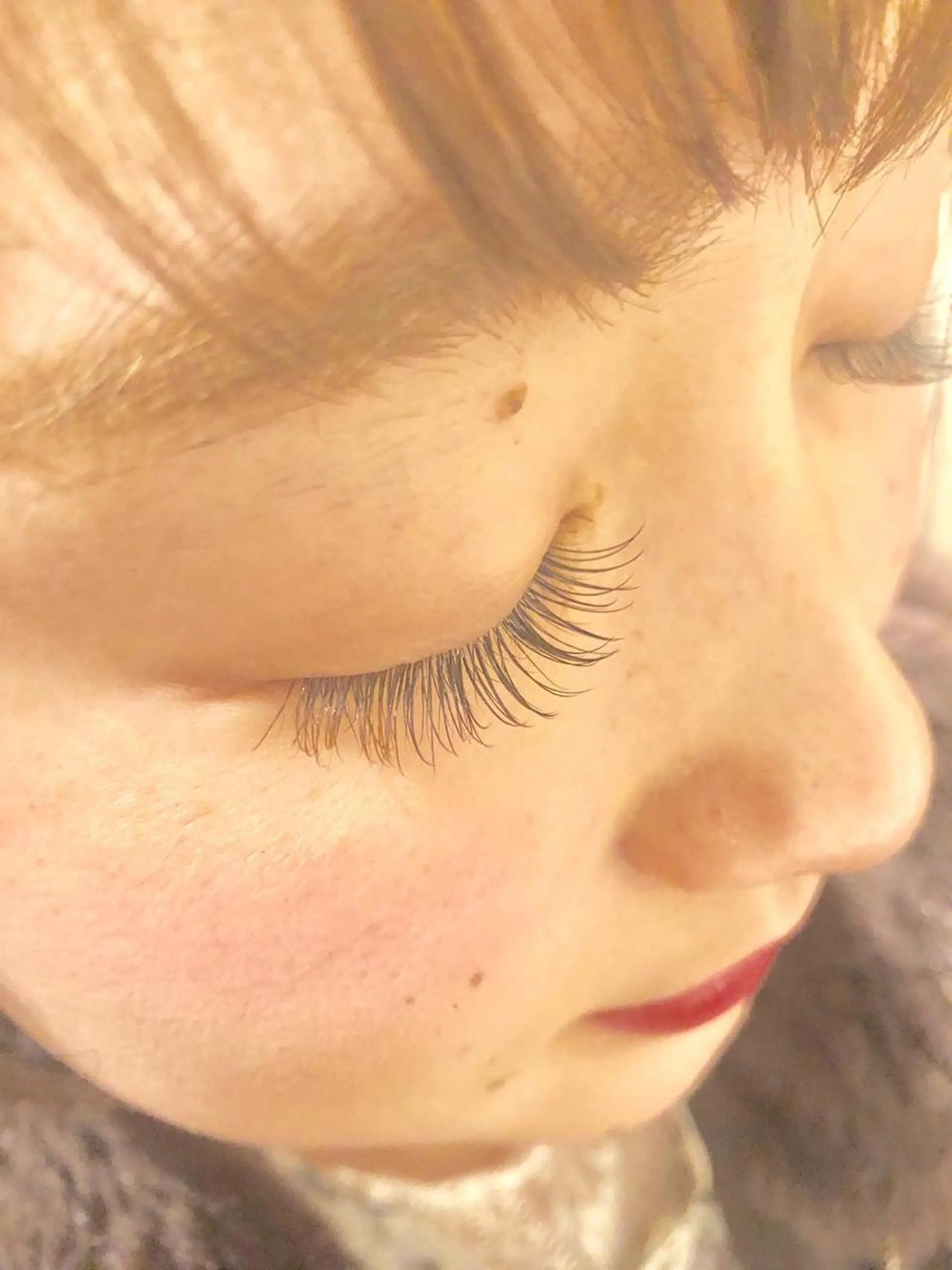 マツエク・マツパ カラーマツエク arev所属・矢野 詩依奈の眉毛・アイブロウイメージ