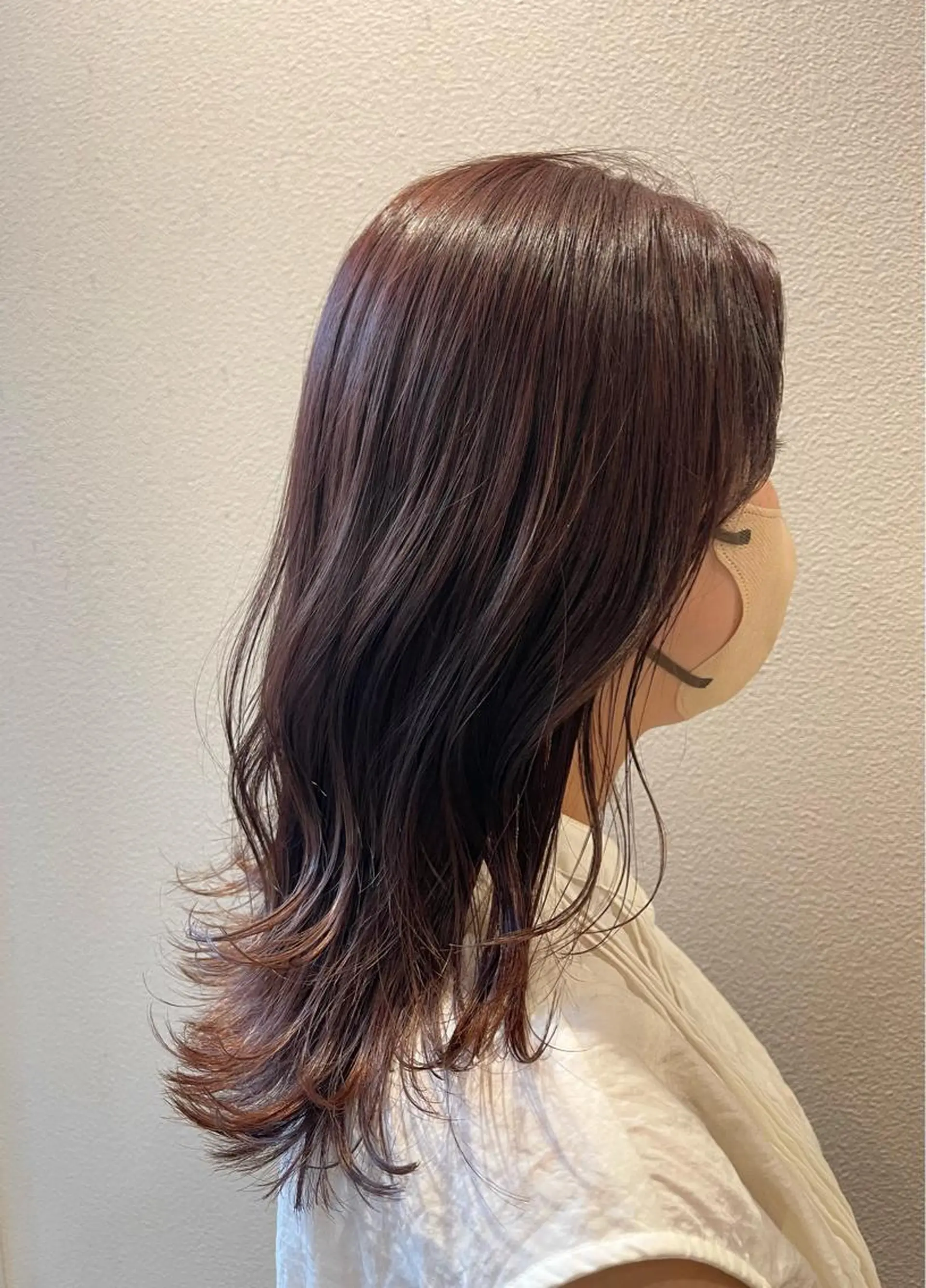 カラー KNOWHOW京都所属・トレンド/顔まわり/ レイヤー/グレージュのヘアスタイル