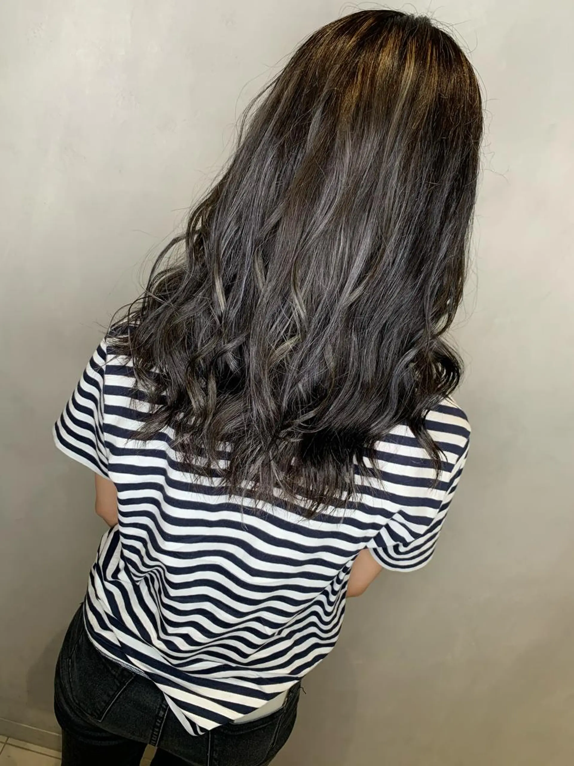 ロング カラー 吹田 駿 髪質改善縮毛矯正のヘアスタイル