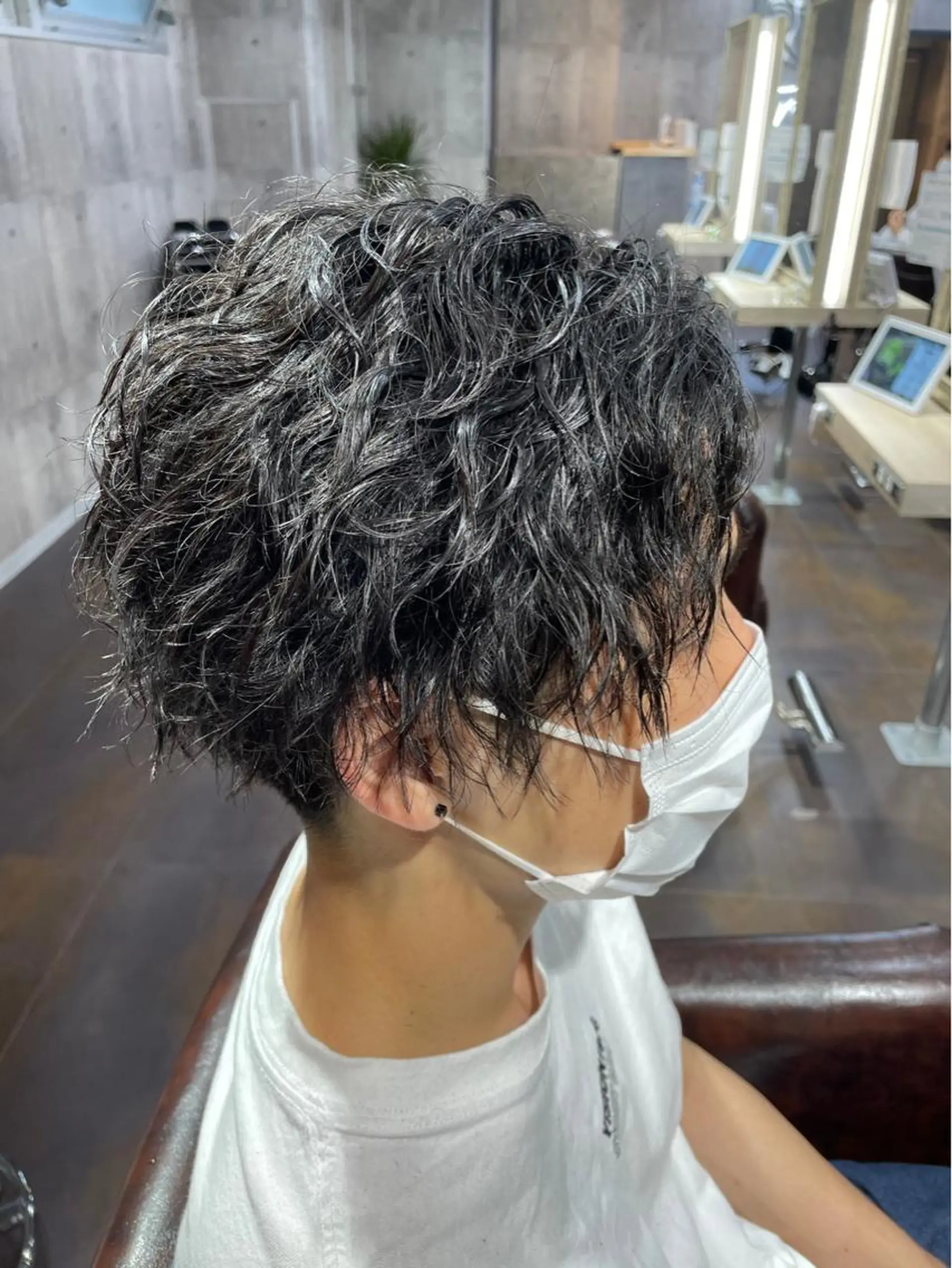 ショート 🦄コグレケンタピ ンクカラー🎨パーマのヘアスタイル