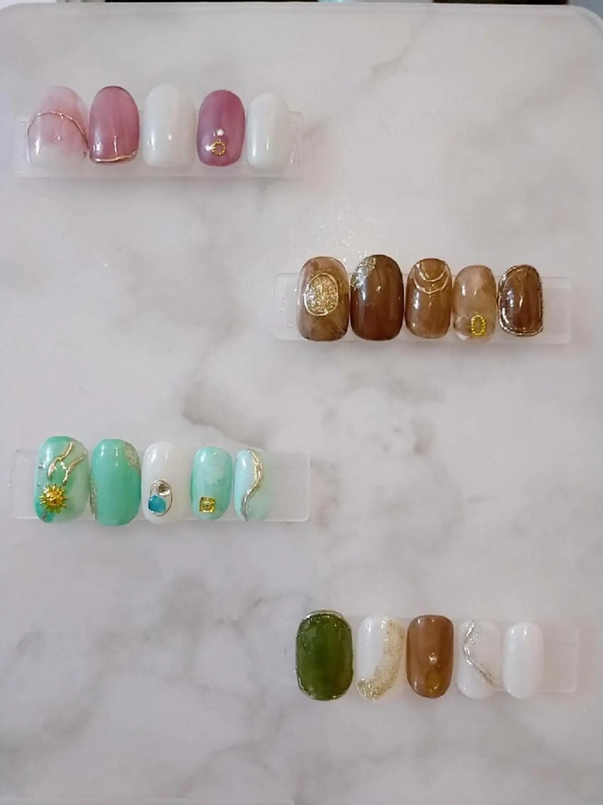 ネイル デ・アイム立川所属・美anela ビアネラ石塚仁美のエステ・リラクイメージ