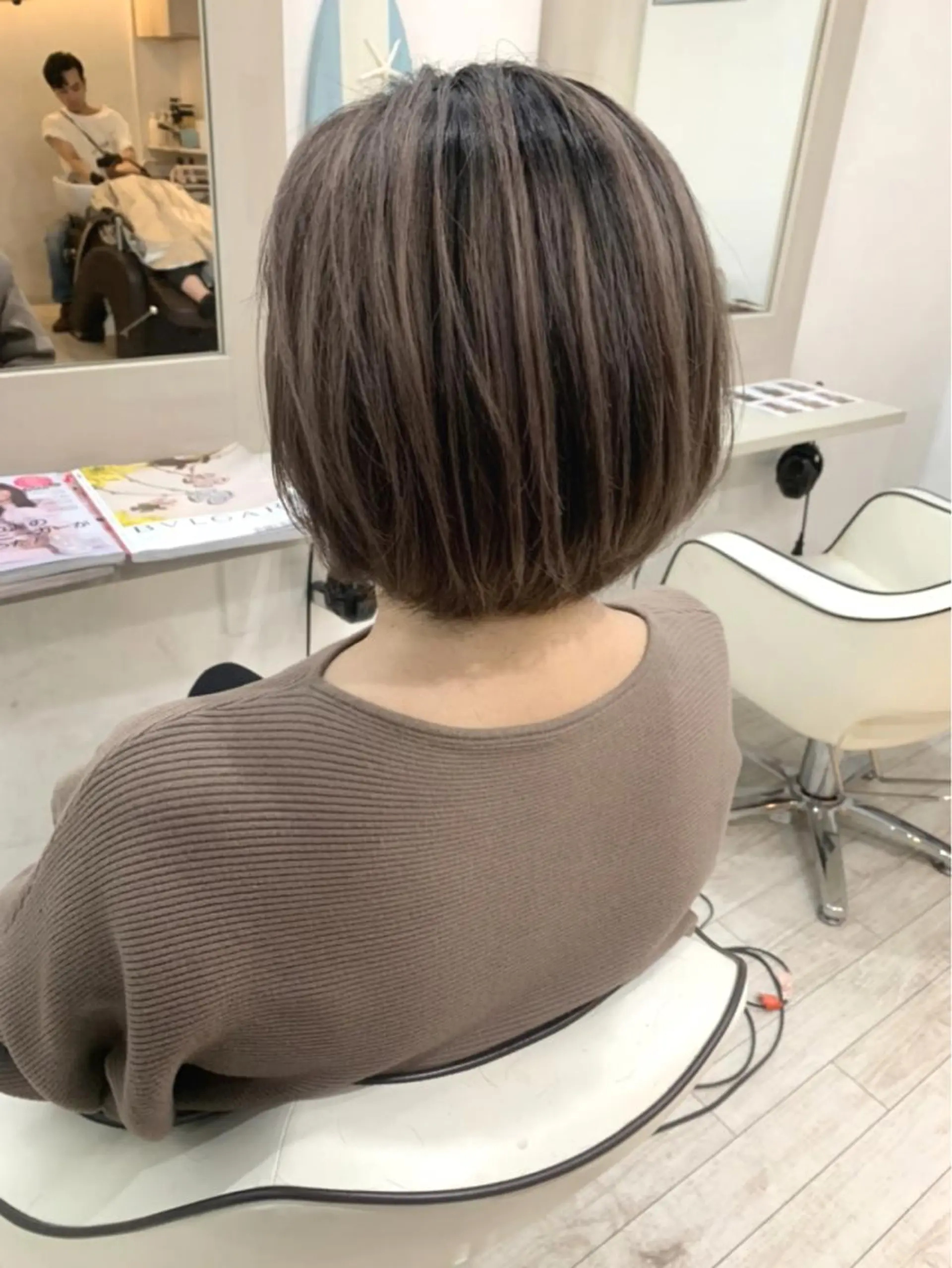 ショート カラー カット ヘアカラー トリートメント 京都大人女性ショート 徒歩1分/秋山のヘアスタイル