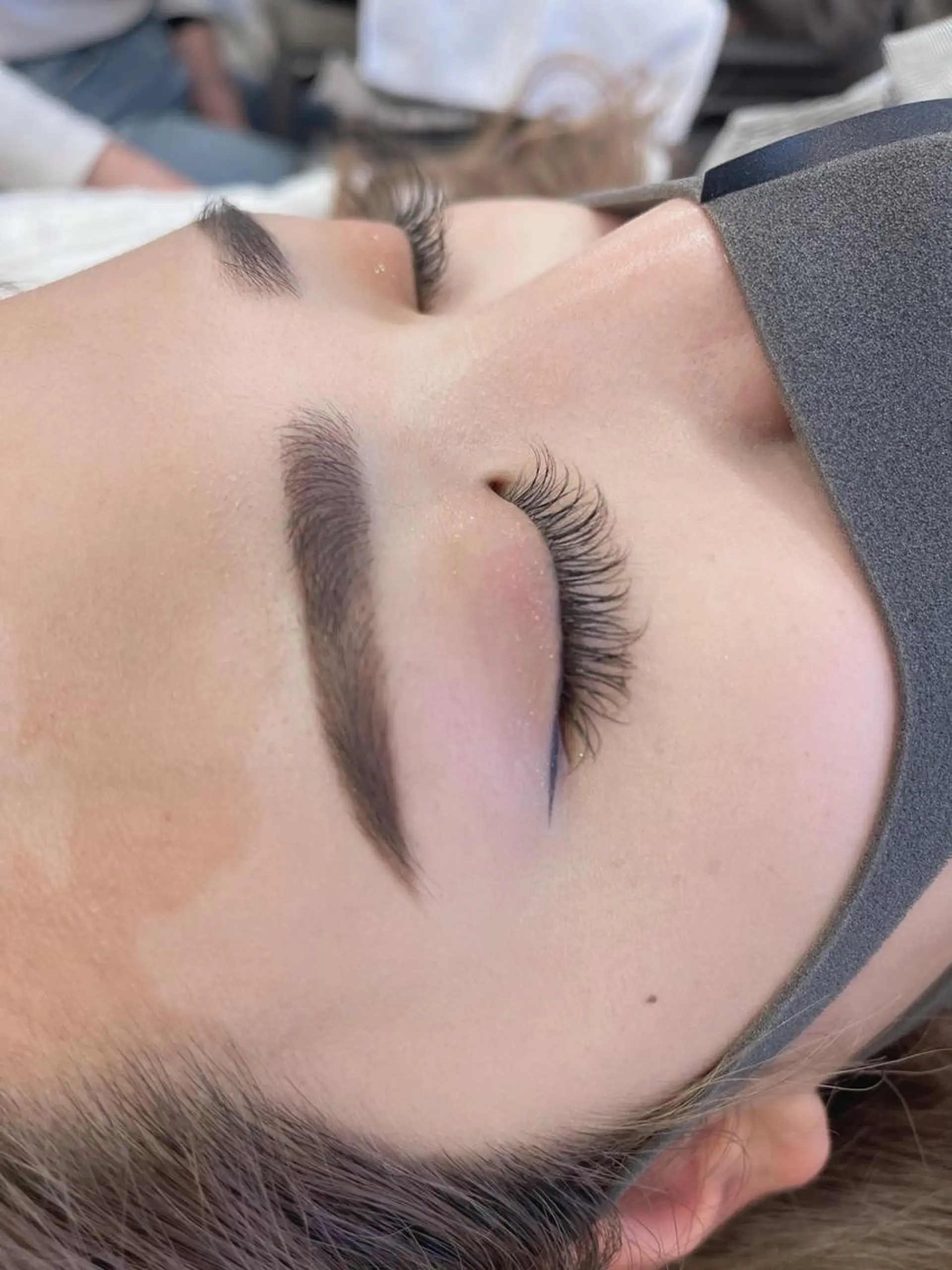 マツエク・マツパ アティリー 西梅田のヘアスタイル