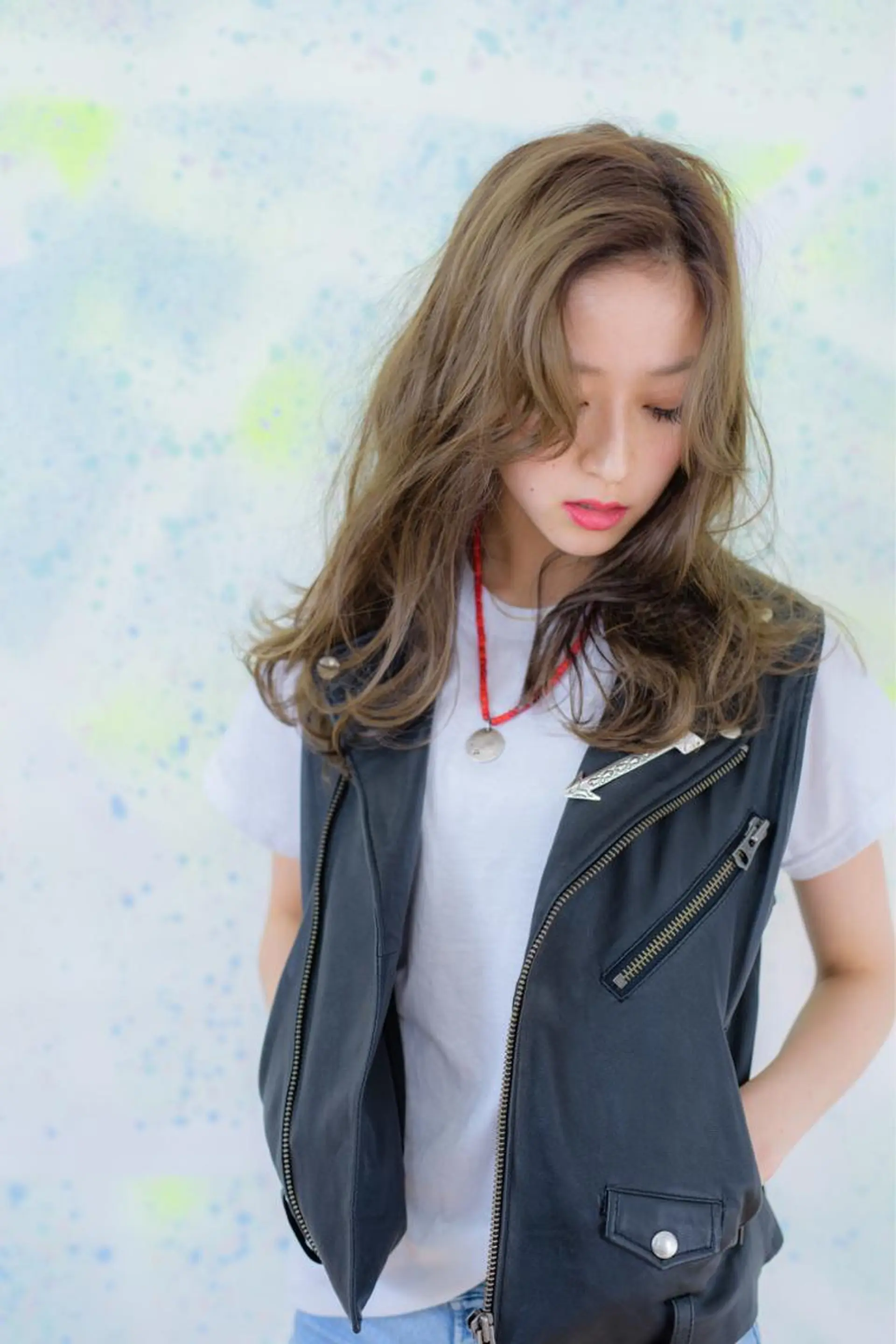 ロング カラー パーマ ヘアアレンジ メンズ 透明感カラー グレージュ オリーブグレージュ オリーブグレー カット ヘアカラー トリートメント ヘアセット ✨ハイクオリティ✨ 山本香也のヘアスタイル