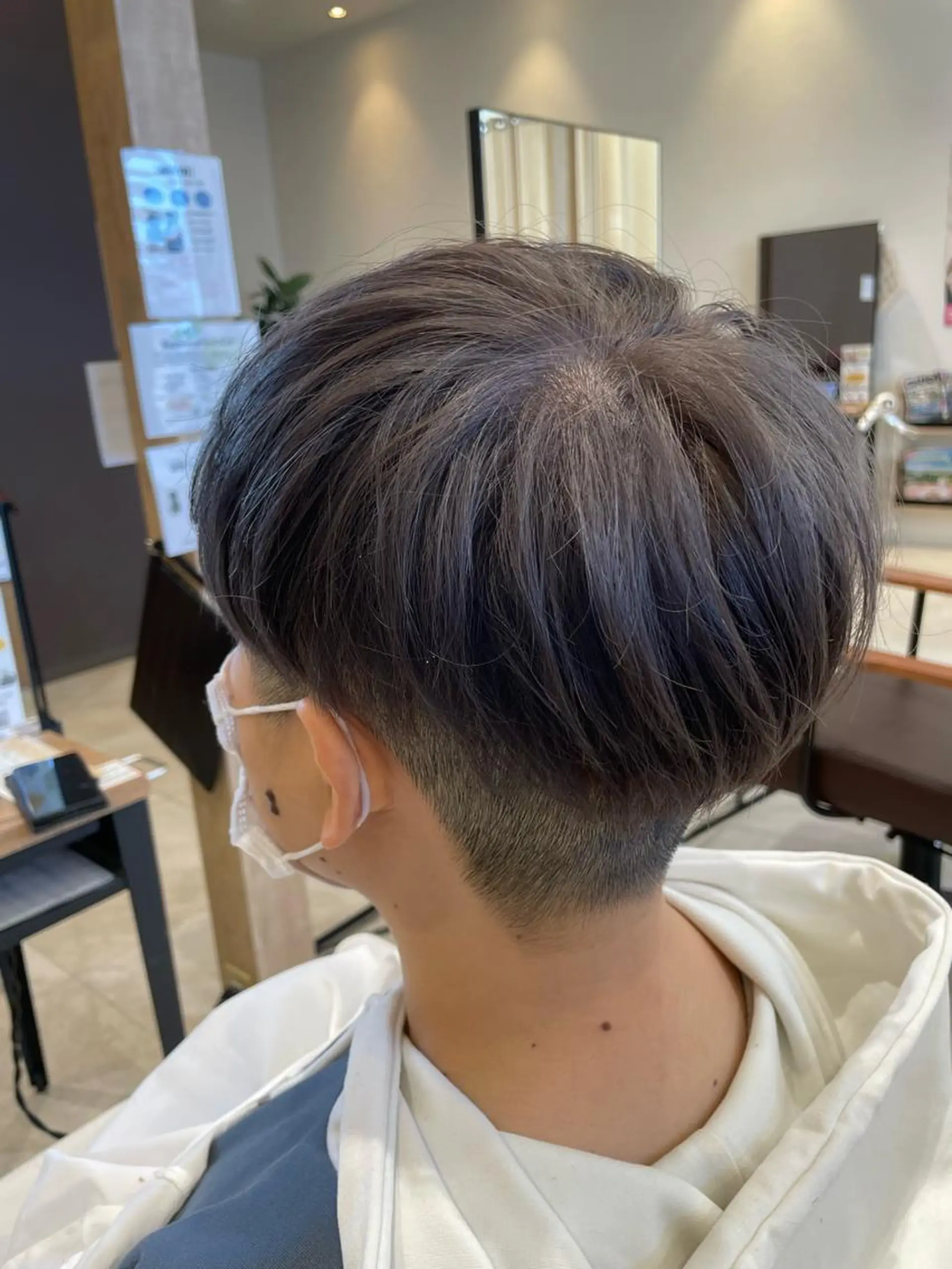 カラー ブリーチ AGU hair vigor 三条店所属・AGU 三条店 林　雄のヘアスタイル