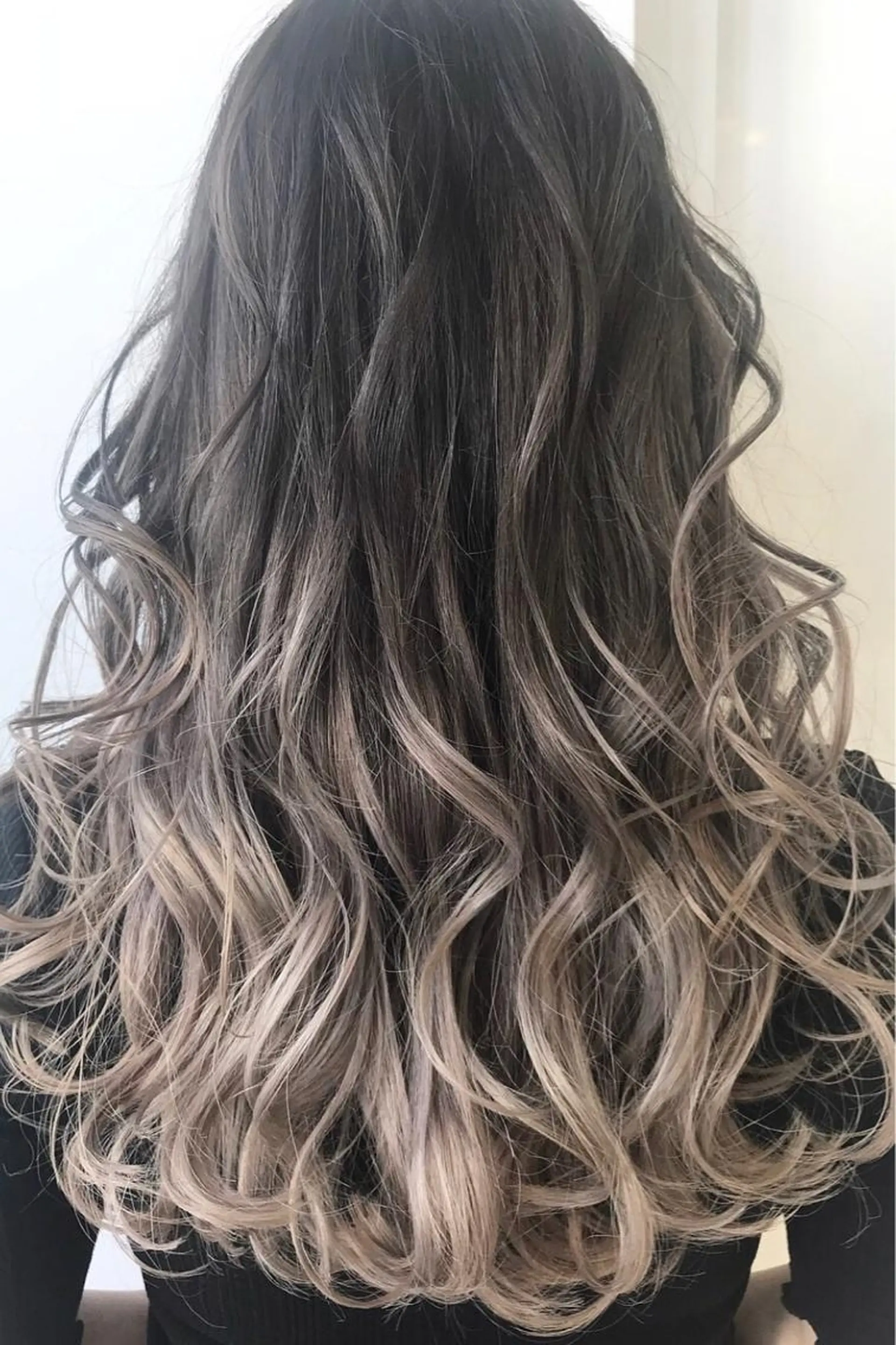 カラー ブリーチ グラデーションカラー ハイライトカラー 大人艶カラー/ ショートカット　辻岡のヘアスタイル