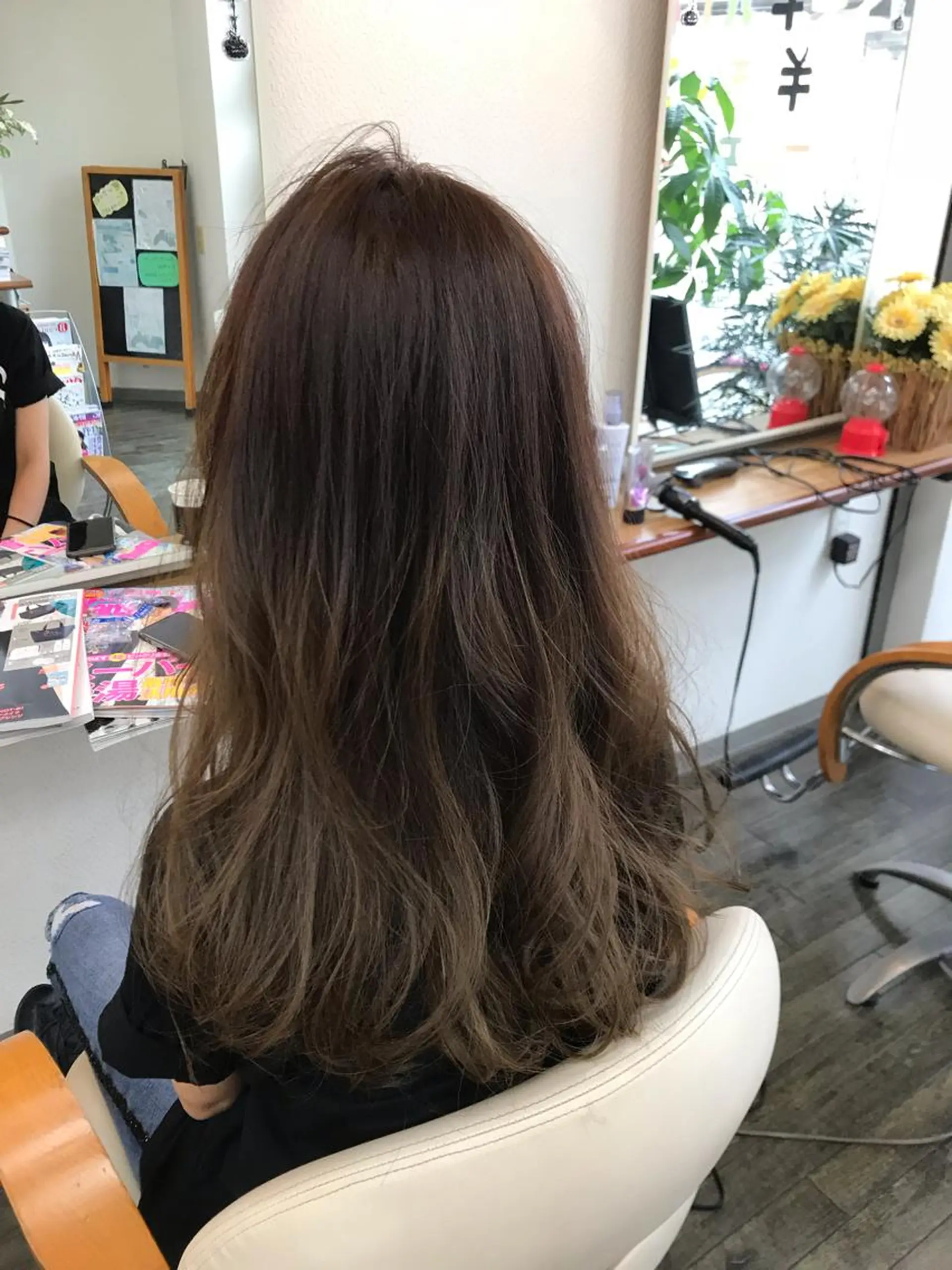 ミディアム カラー グラデーションカラー 芝 幸大のヘアスタイル