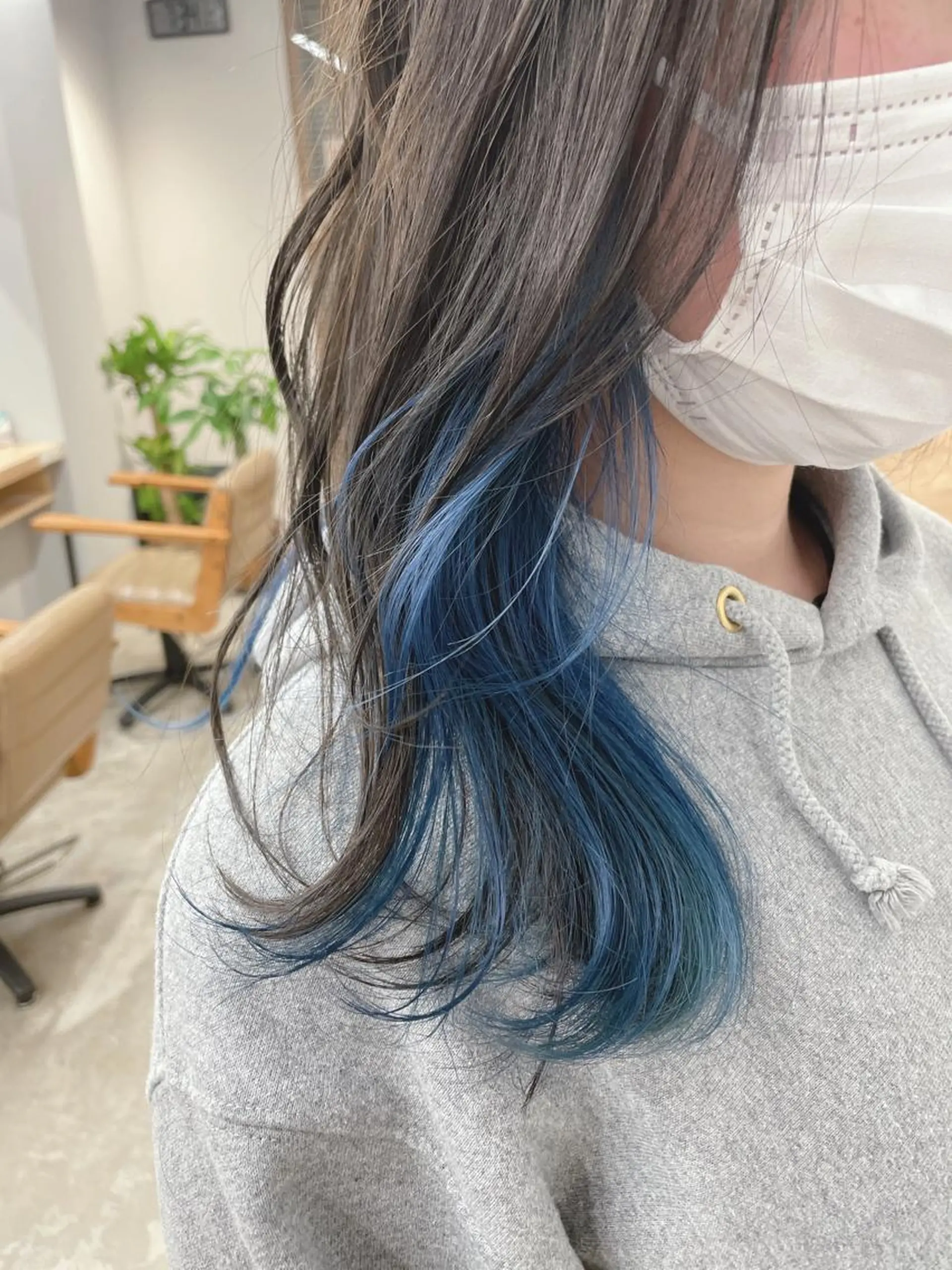 ロング SAEKI【ior 】北千住店ブリーチのヘアスタイル