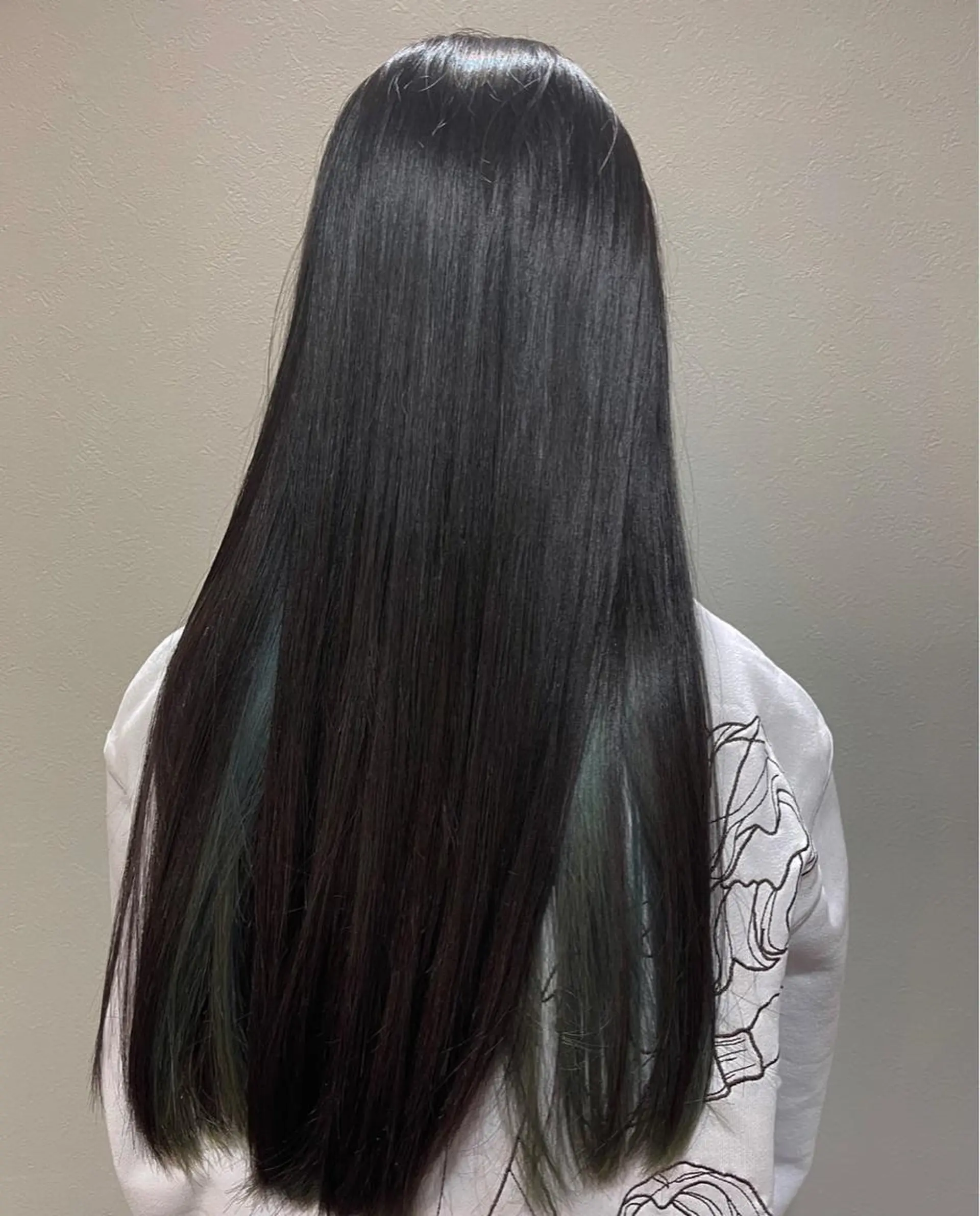 ロング カラー インナーカラー ヘアカラー 唐澤 千尋のヘアスタイル