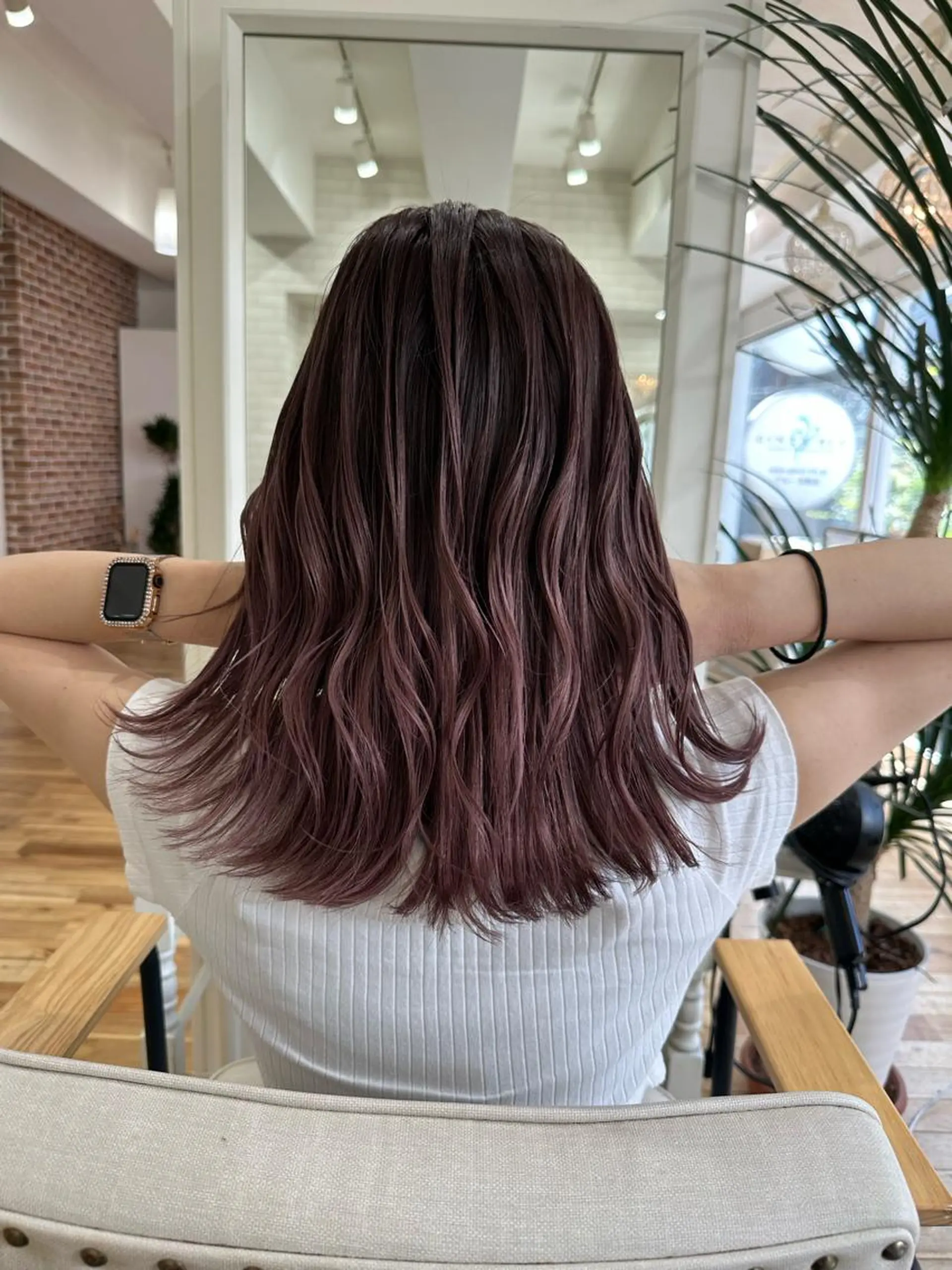 セミロング カラー ヘアアレンジ ヘアカラー トリートメント 久米 治仁のヘアスタイル