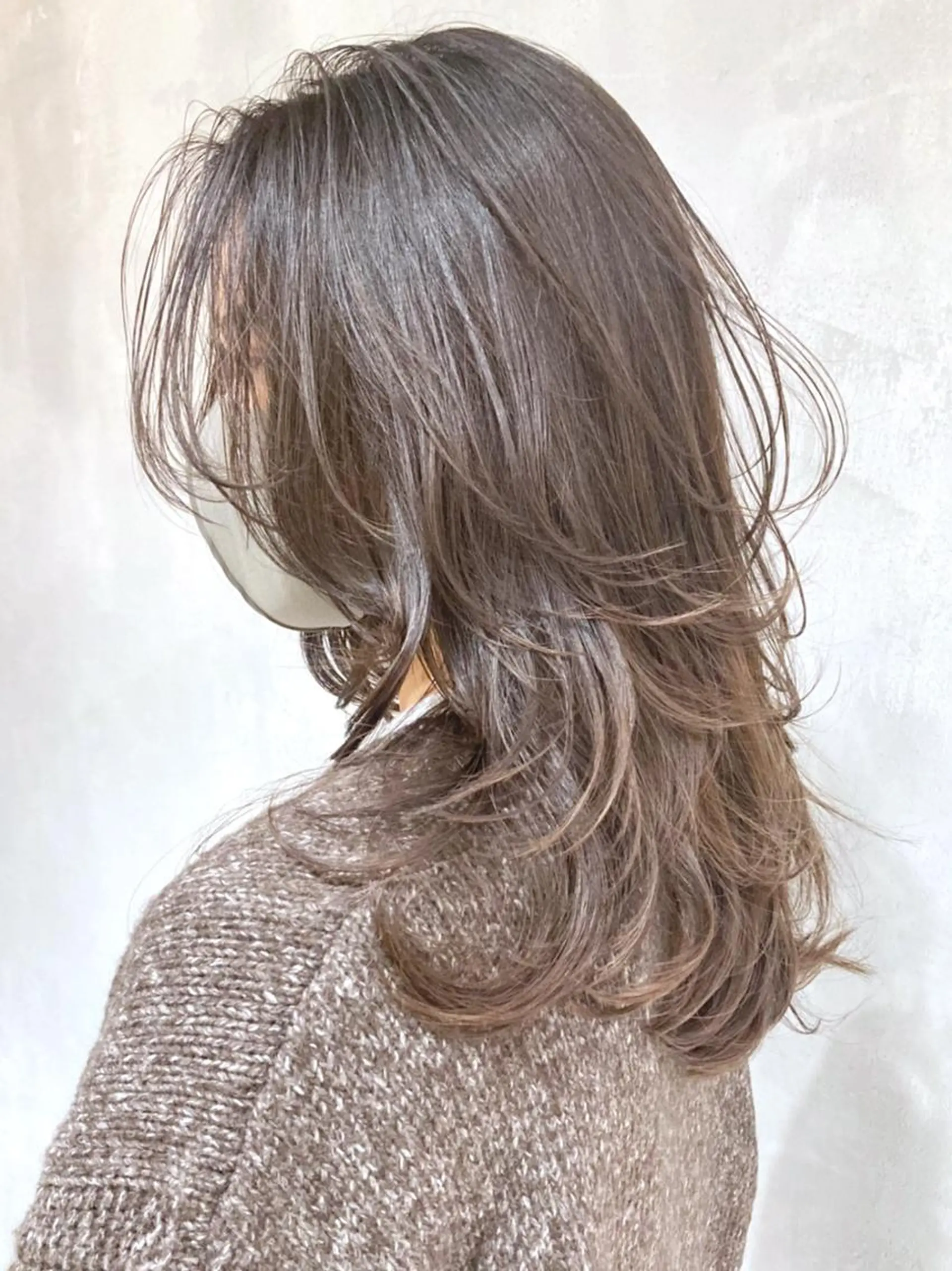 セミロング カラー パーマ ヘアアレンジ グレージュ レイヤーカット ITbyALBUM 中野店のヘアスタイル