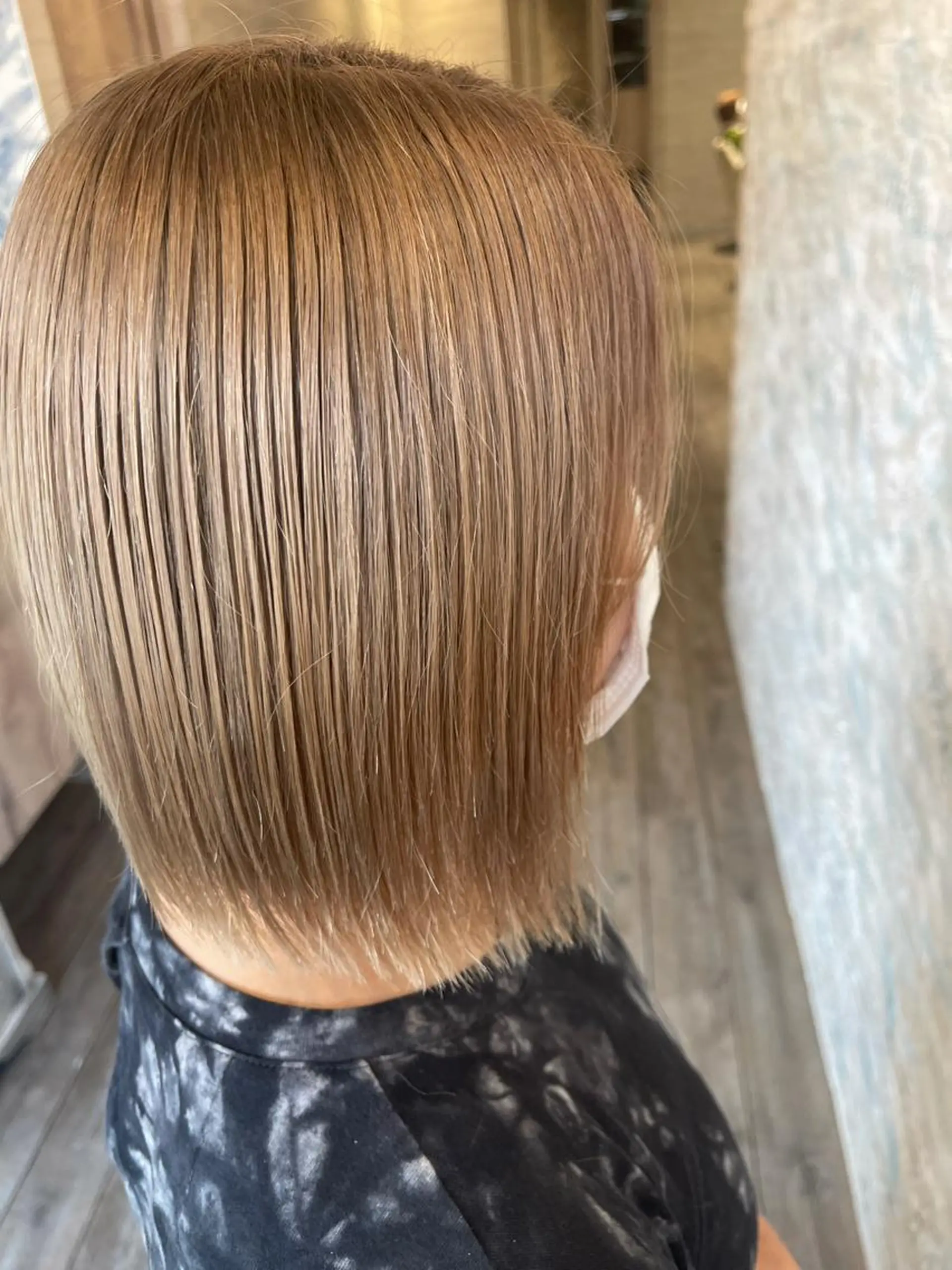 ショート ハイトーン ／ レイヤー/吉田陸斗のヘアスタイル