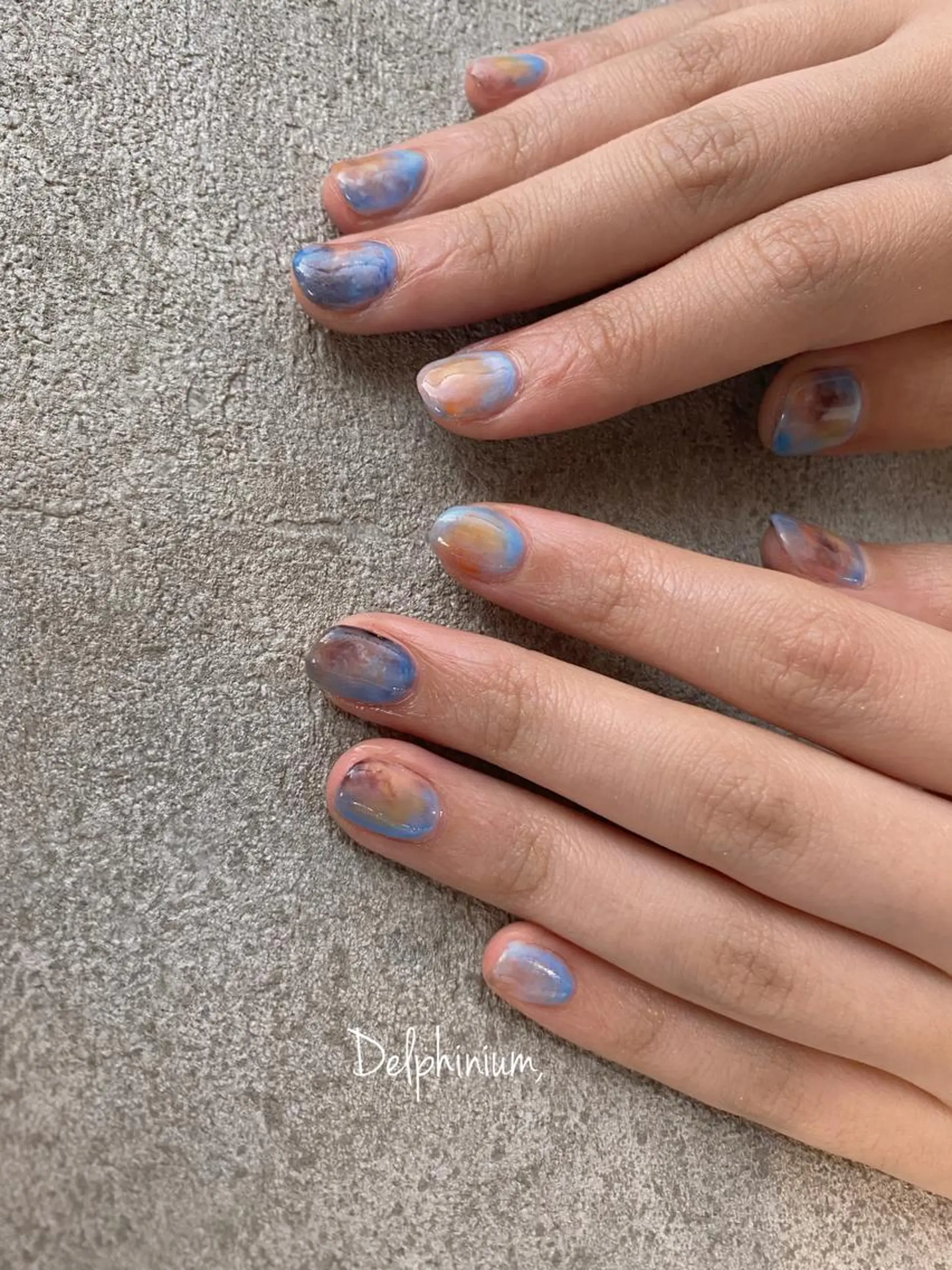 ネイル ジェルネイル ニュアンスネイル パラジェル ハンドネイル 岡本 友恵のネイルデザイン