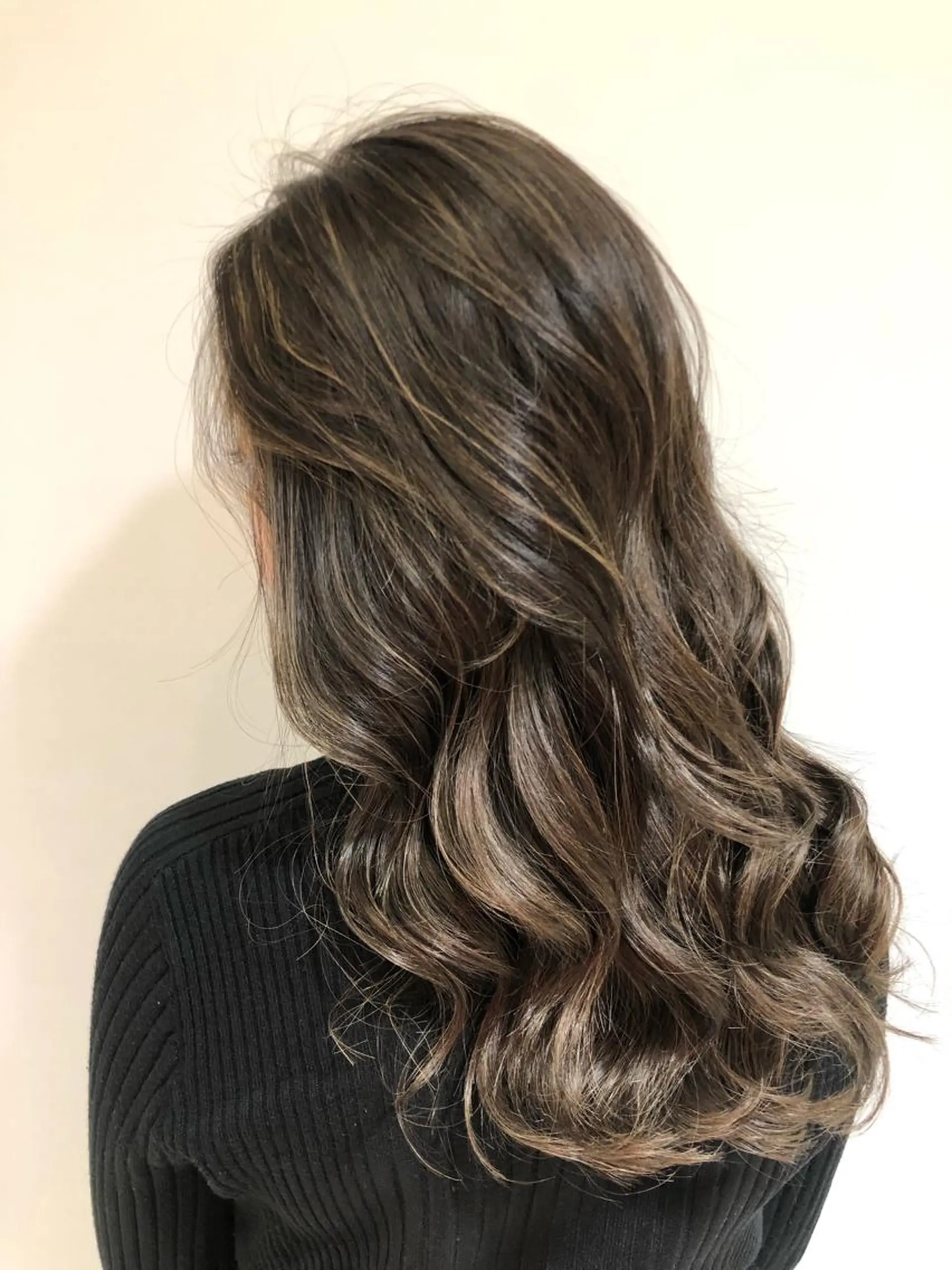 ロング カラー kakimotoarms自由が丘CLEO所属・田中 小百合のヘアスタイル