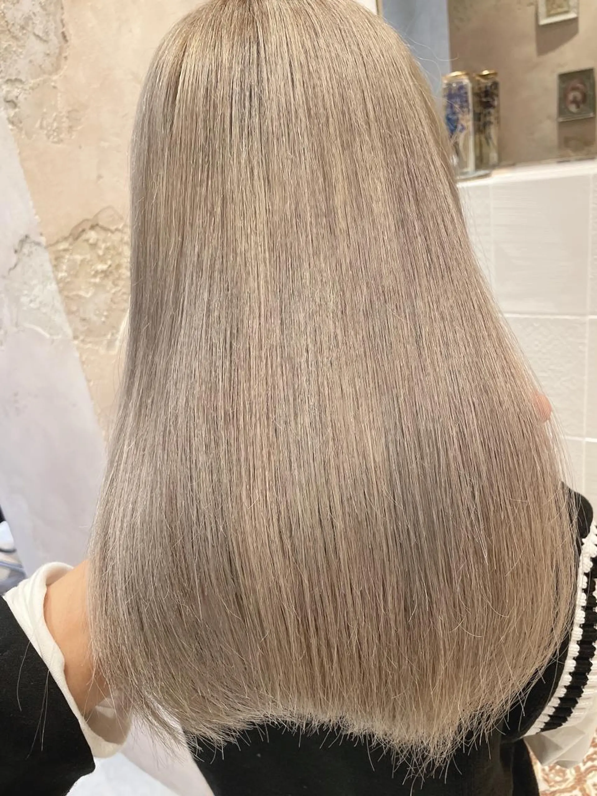 セミロング カット ヘアカラー トリートメント ボンドストーリーノヴァ所属・縮毛矯正・髪質改善 ❣️三浦正也のヘアスタイル