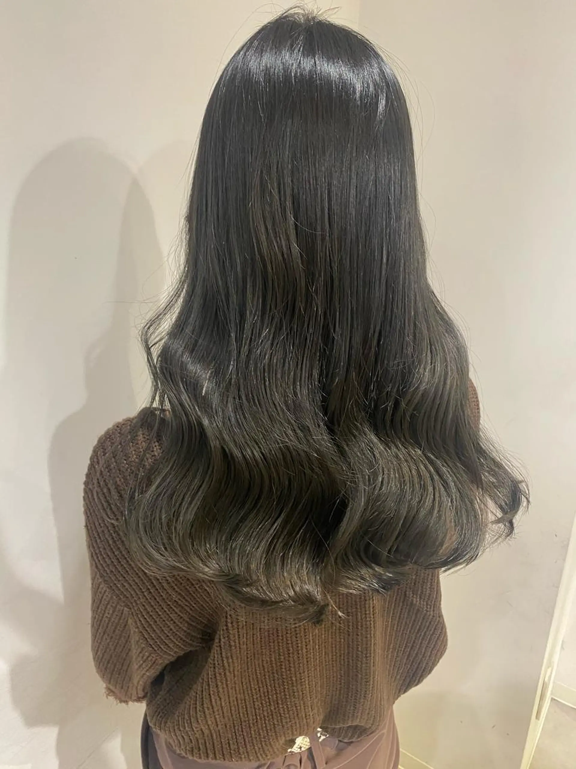 ロング カラー アディクシーカラー グレージュ scene.池袋所属・scene. haraのヘアスタイル