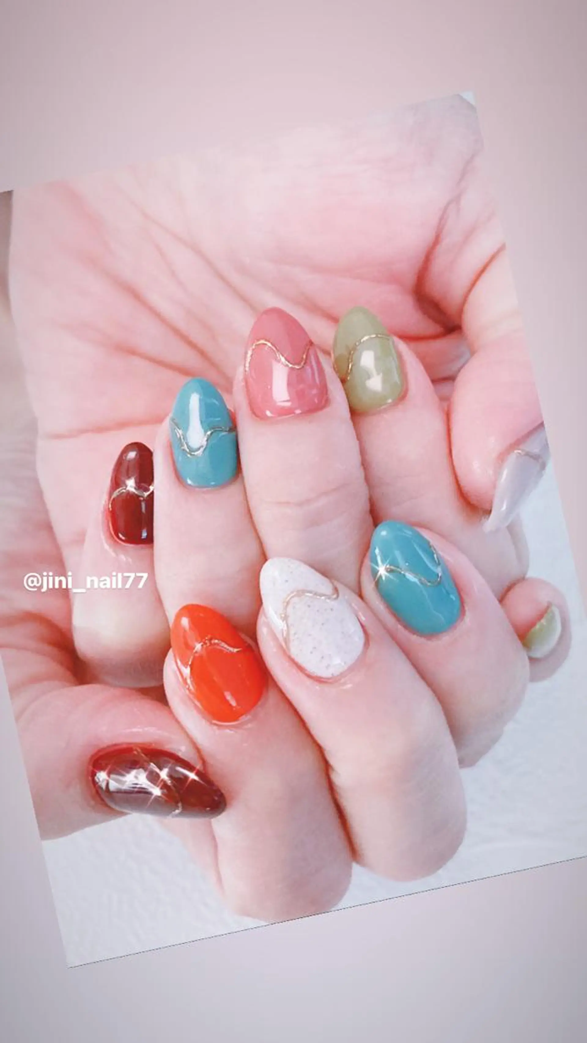 ネイル ハンドネイル JINI NAIL所属・ジニ ネイルのネイルデザイン