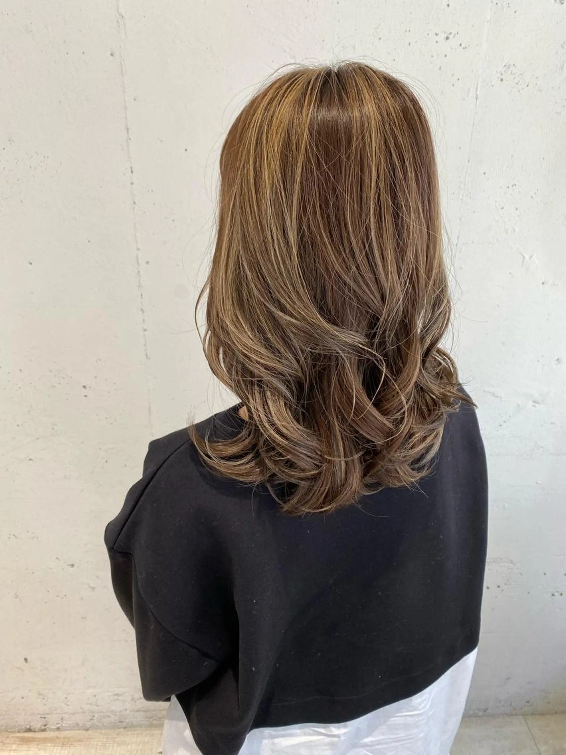 ミディアム 韓国ヘア 山本勝志のヘアスタイル