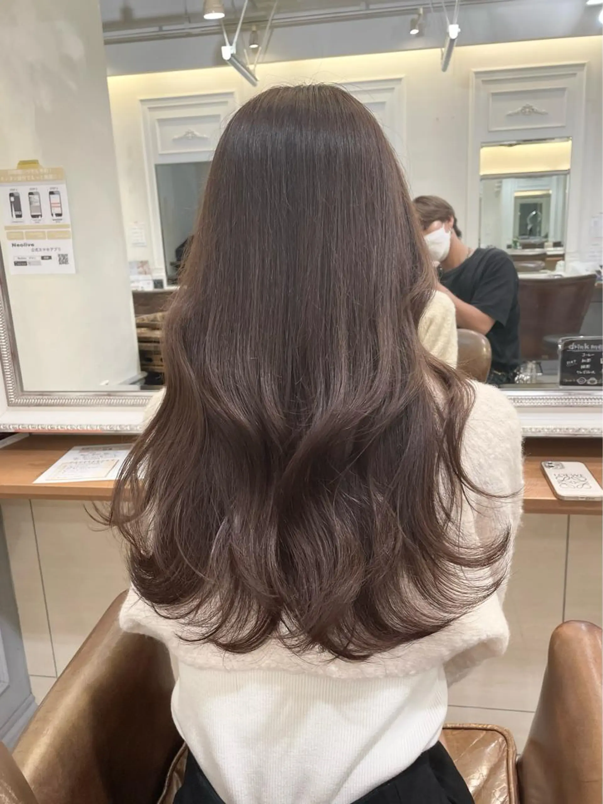 ロング カラー ベージュカラー 透明感カラー くびれヘア エギョモリ 顔まわりレイヤー カット ヘアカラー トリートメント 横浜/レイヤーカット /韓国ヘア/佐藤記正のヘアスタイル