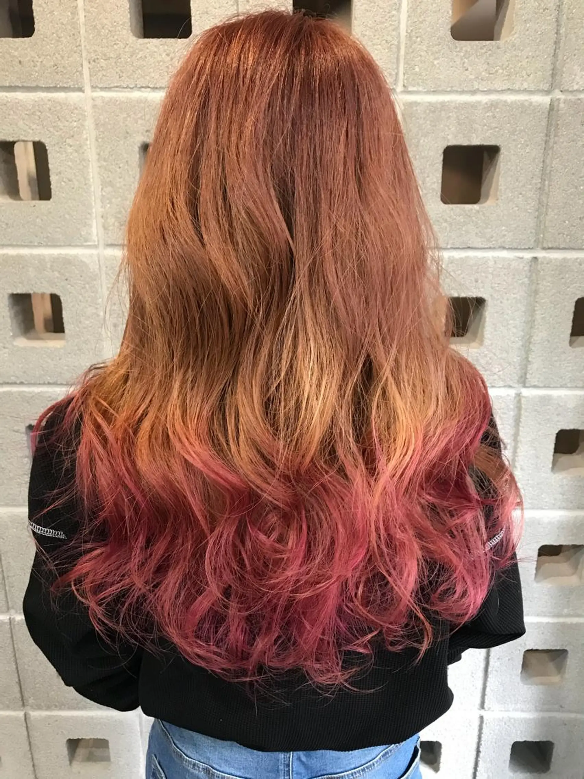 ロング カラー パーマ ヘアアレンジ ピンクカラー カット ヘアカラー トリートメント LOARK🍒 ロアークヘアーのヘアスタイル