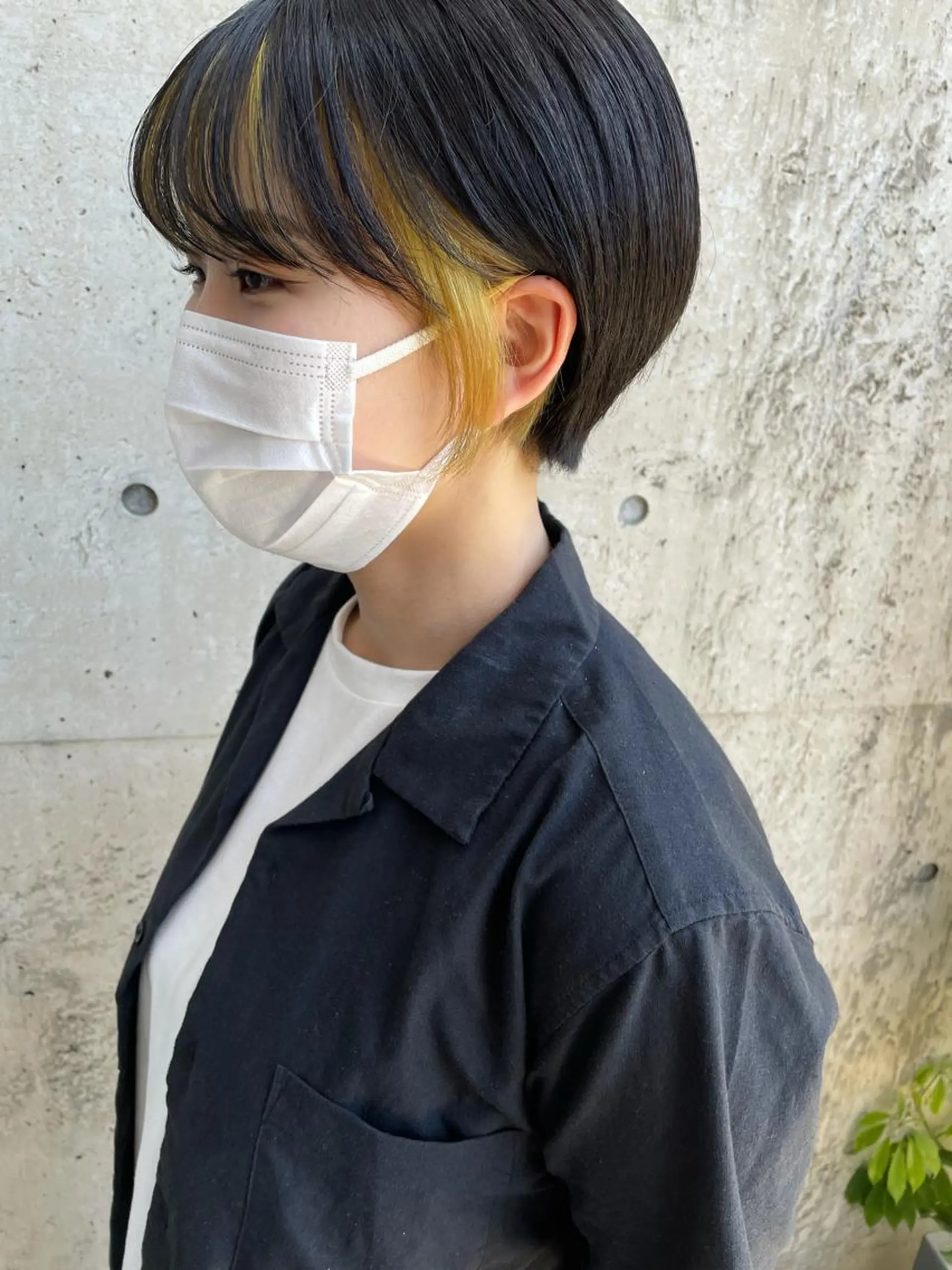 ショート カラー ミストバング  フェイスフレーミング イエローカラー hair  design  ALBERO所属・日高 香織のヘアスタイル