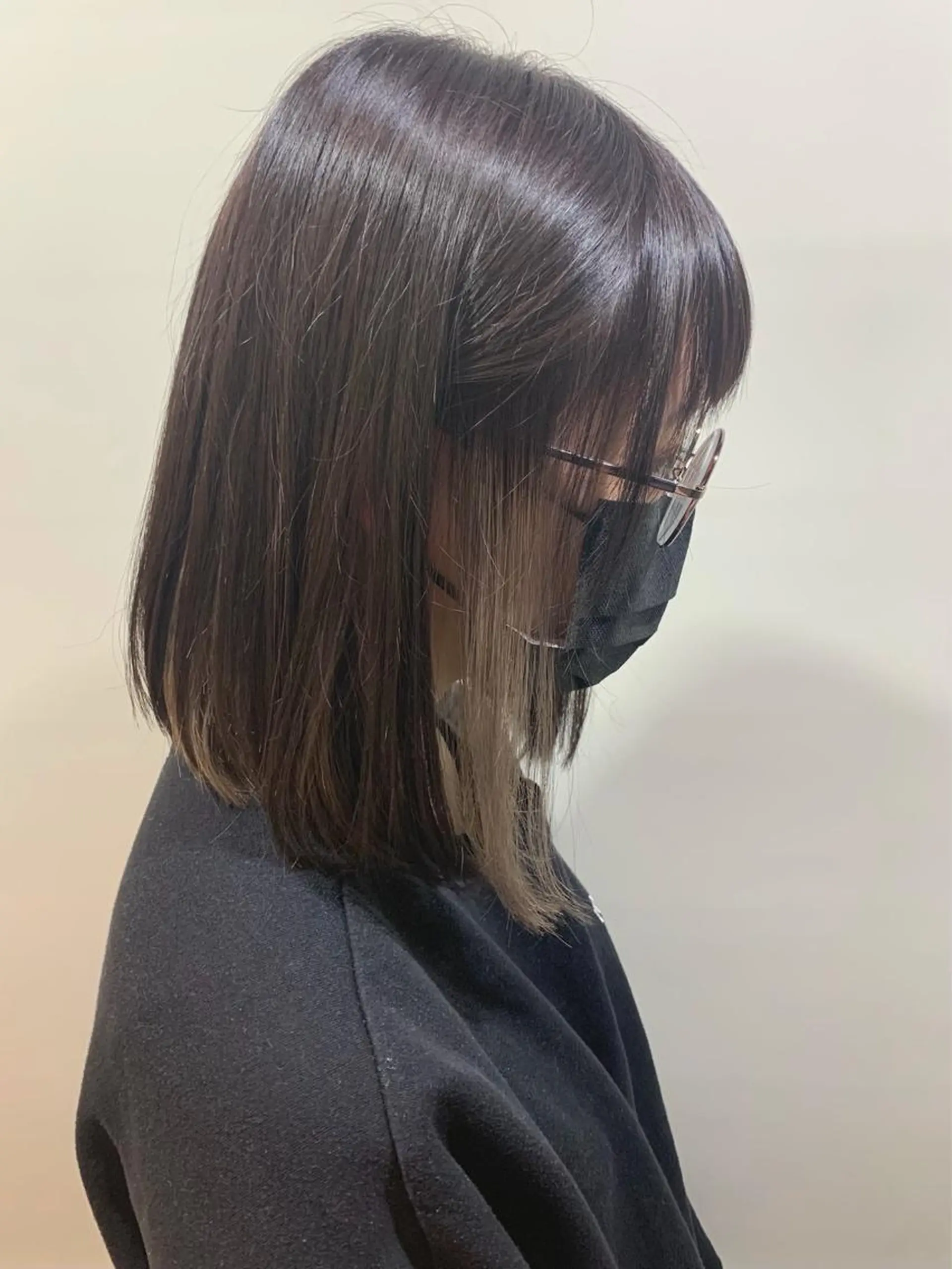 ミディアム カラー ベージュカラー ブリーチ ブラウンカラー ダークブラウン インナーカラー Layla-lip所属・田中 奈津美のヘアスタイル