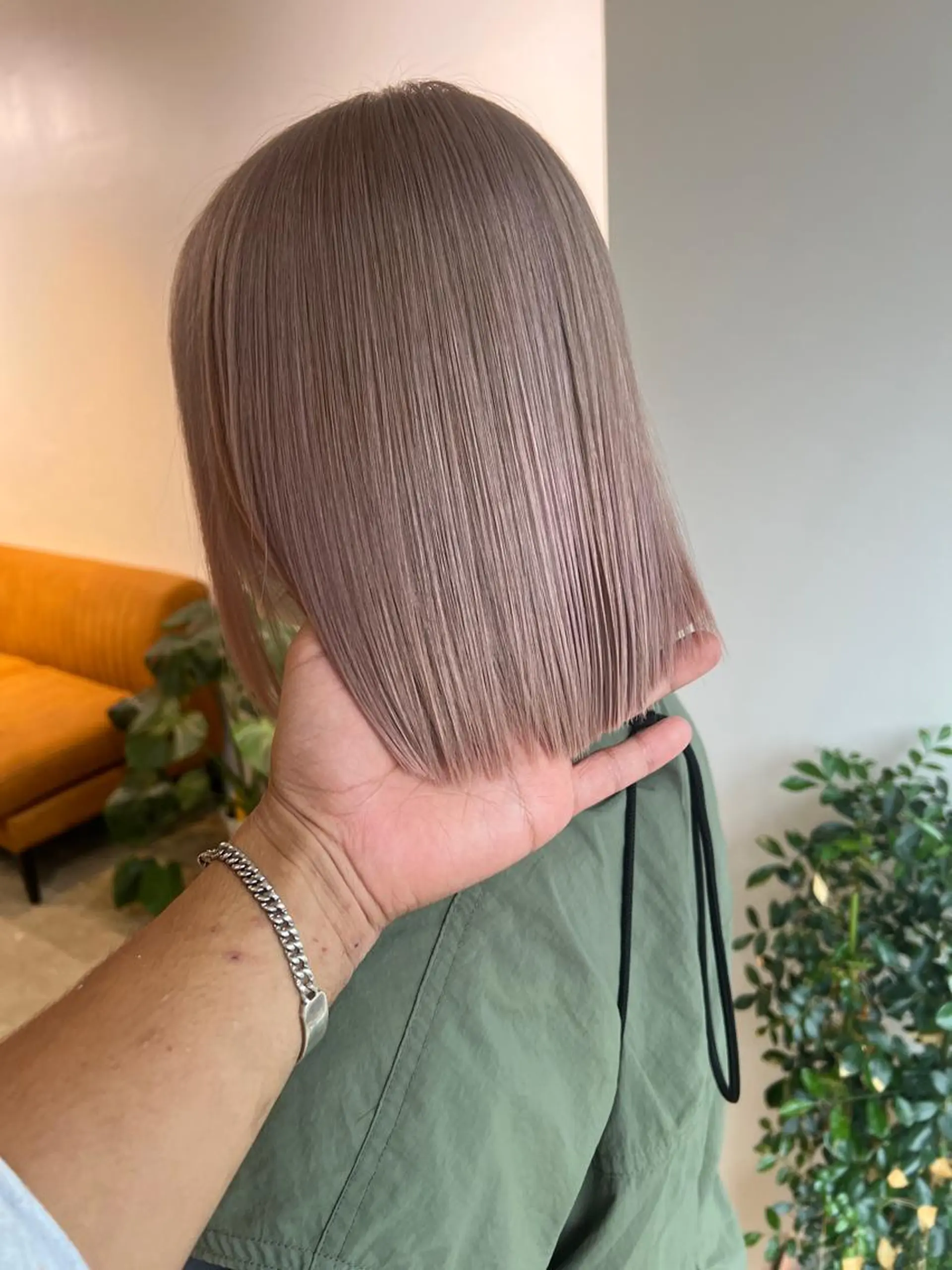 ショート ヘアカラー 心斎橋/海外レイヤー 募集中三好玲奈のヘアスタイル