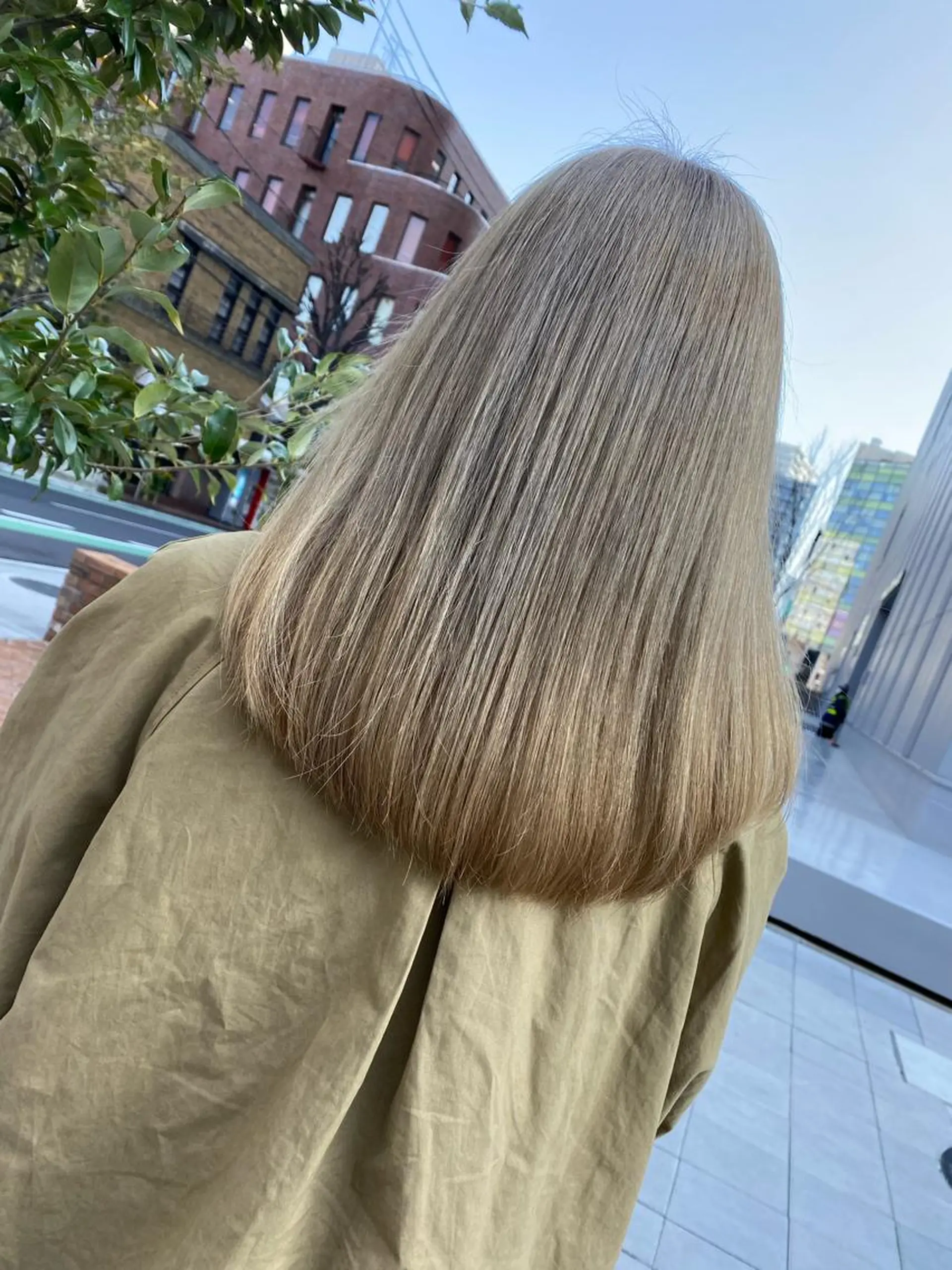 セミロング カラー Joule銀座 石山あやのヘアスタイル