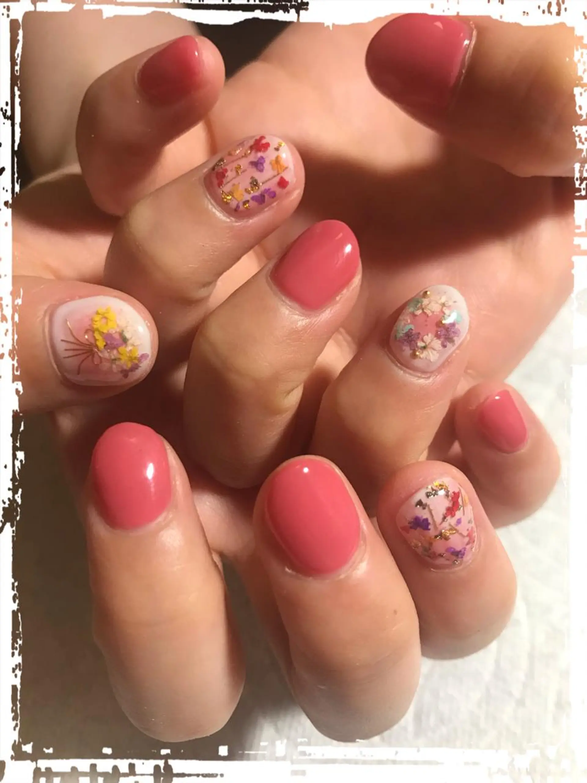 ネイル ECLAT エクラ所属・寺山 千鶴のネイルデザイン