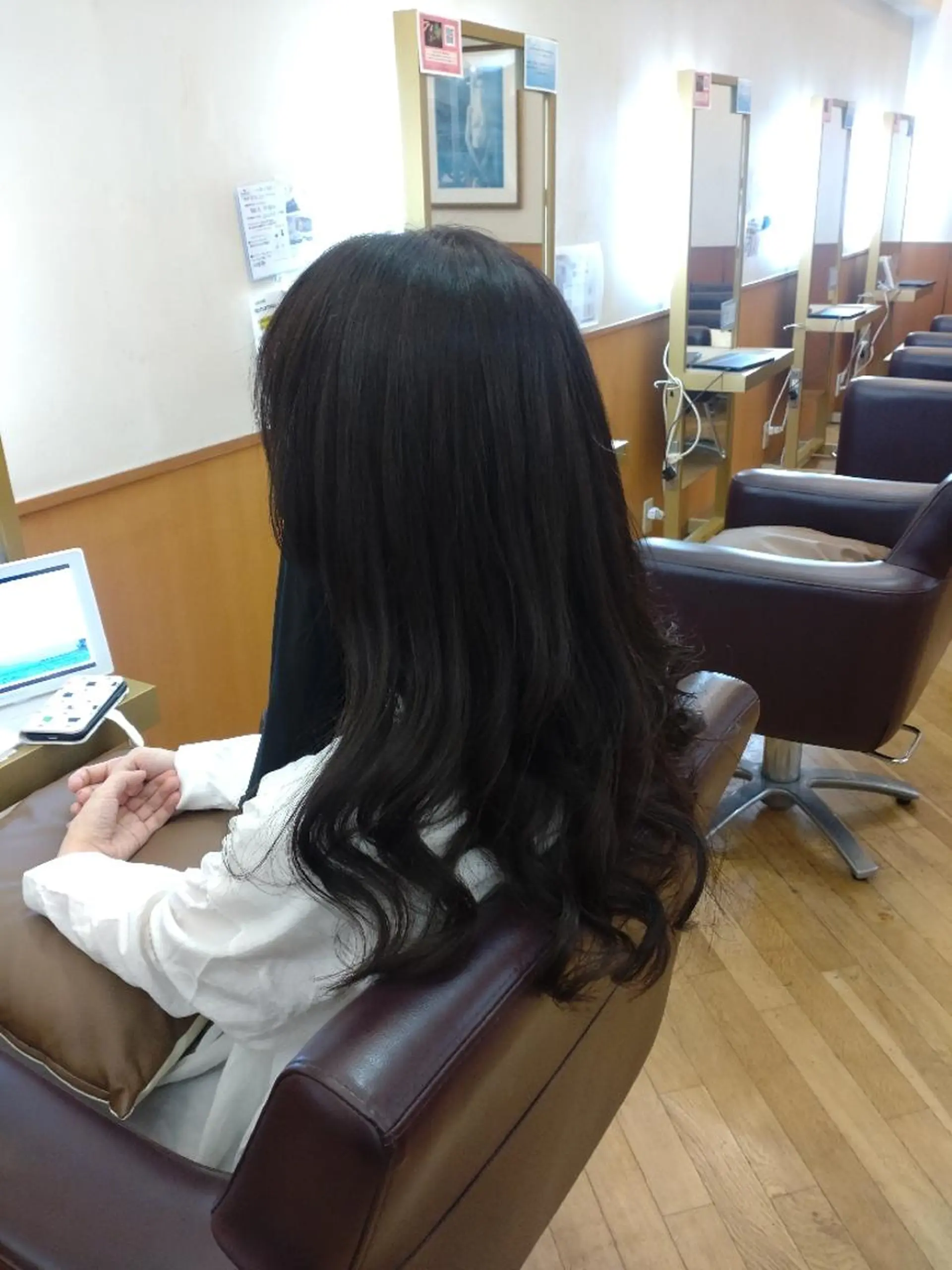 ロング カット ヘッドスパ 仮屋 敬介のヘアスタイル