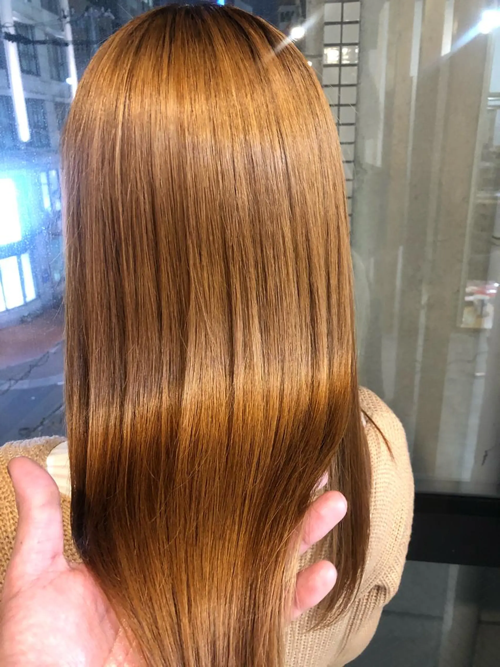 セミロング カラー 髪質改善&ブリーチ 伊勢 祐一郎のヘアスタイル