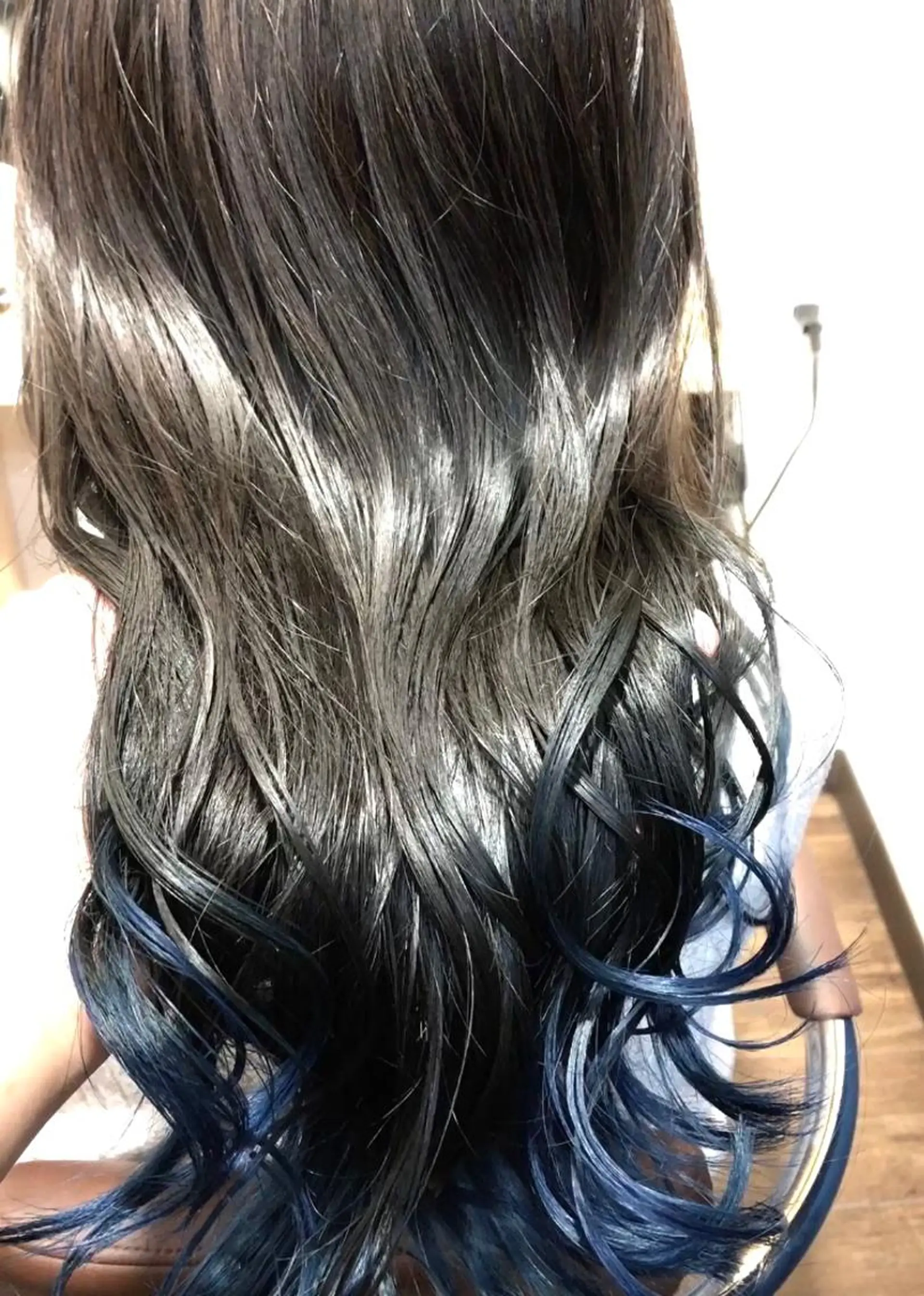 ロング カラー カット ヘアカラー トリートメント 浦山 和之のヘアスタイル