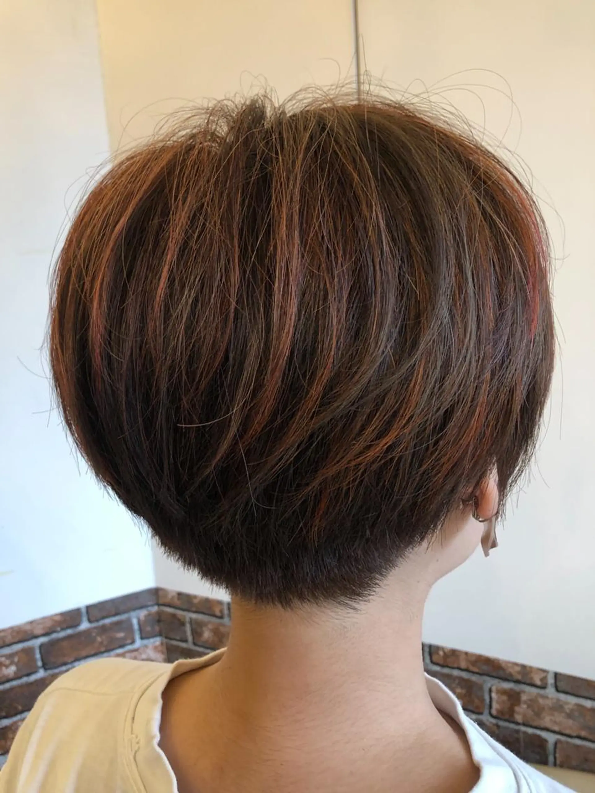 ショート カラー ショートボブ ベージュカラー デザインカラー ハイライトカラー オレンジ 🟦西荻窪メンズ特化 美容師🟦Yu-Jiのヘアスタイル