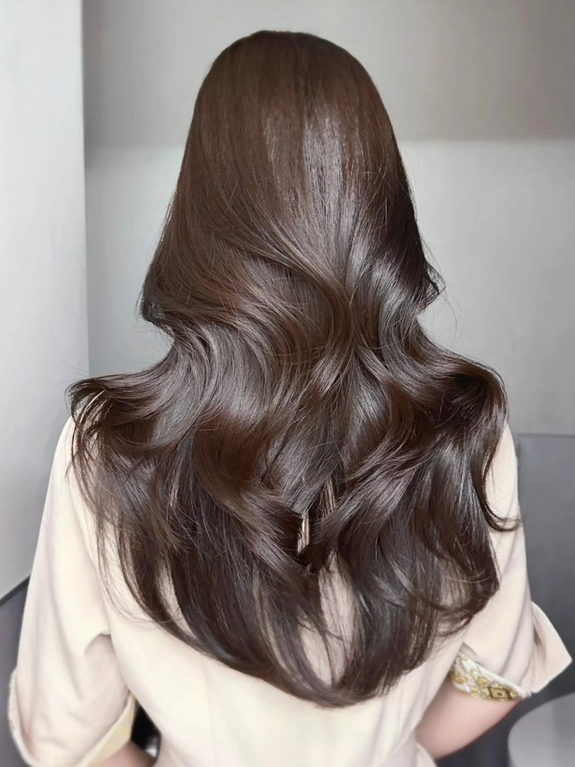 セミロング カラー グレージュ レイヤーカット カット ヘアカラー トリートメント ITbyALBUM 下北沢店のヘアスタイル