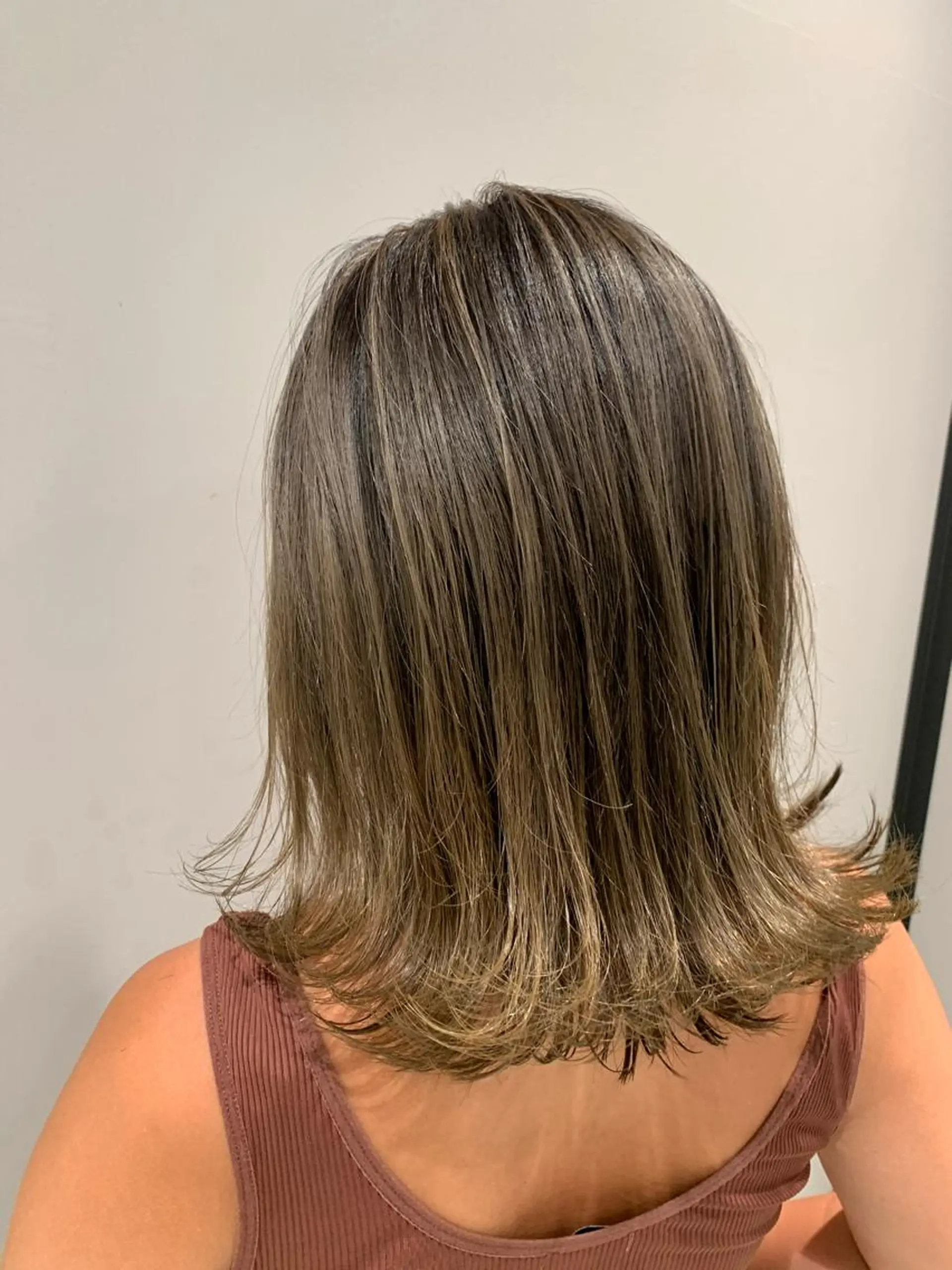 ミディアム カラー ヘアカラー トリートメント 古畑 佑悟のヘアスタイル