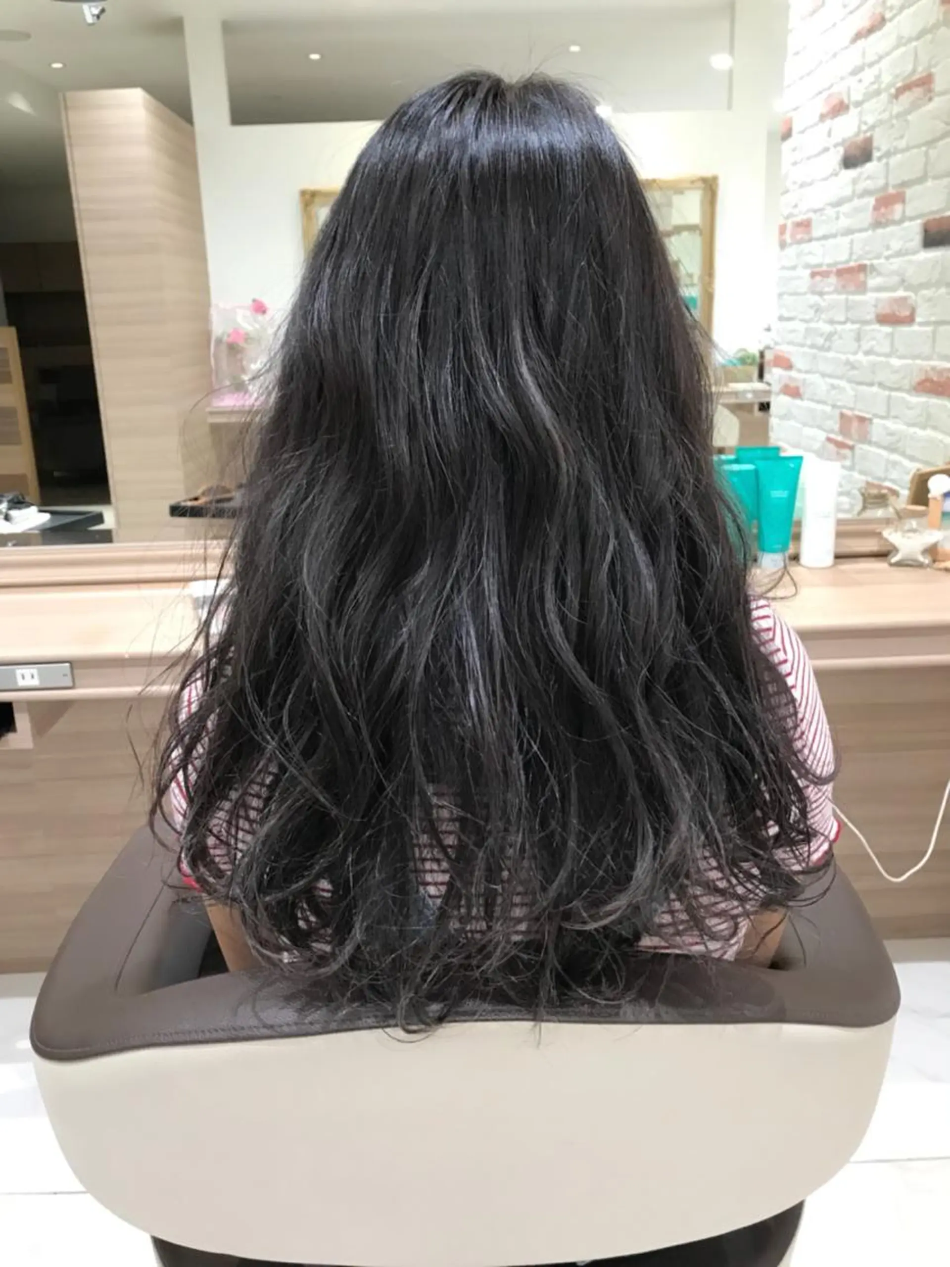 ロング ハイライト ヘアカラー トリートメント 新宿 木下拓哉のヘアスタイル