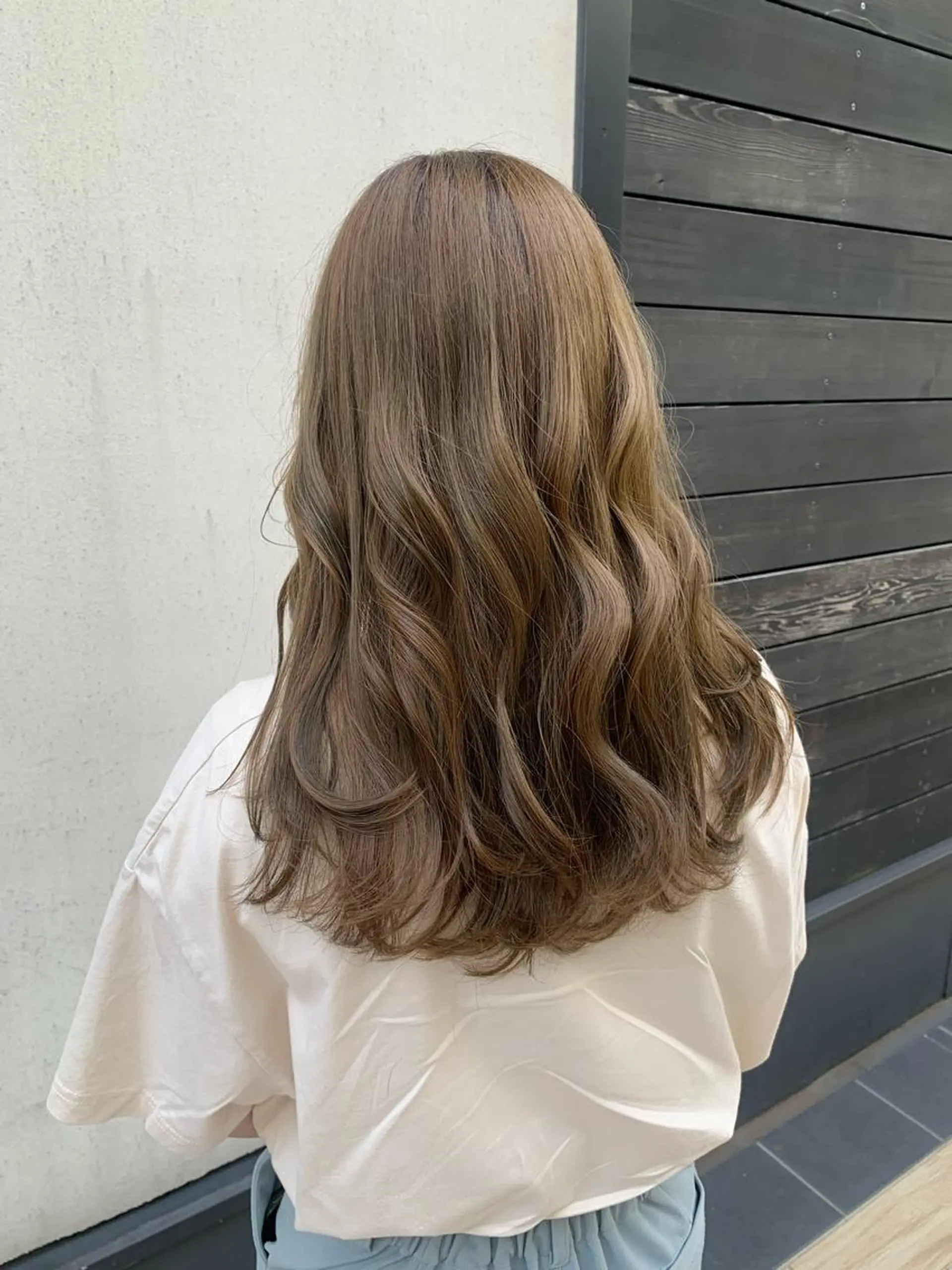 ロング カラー ヘアアレンジ ブリーチ ダブルカラー ブリーチなしカラー カット ヘアカラー トリートメント yuka .のヘアスタイル