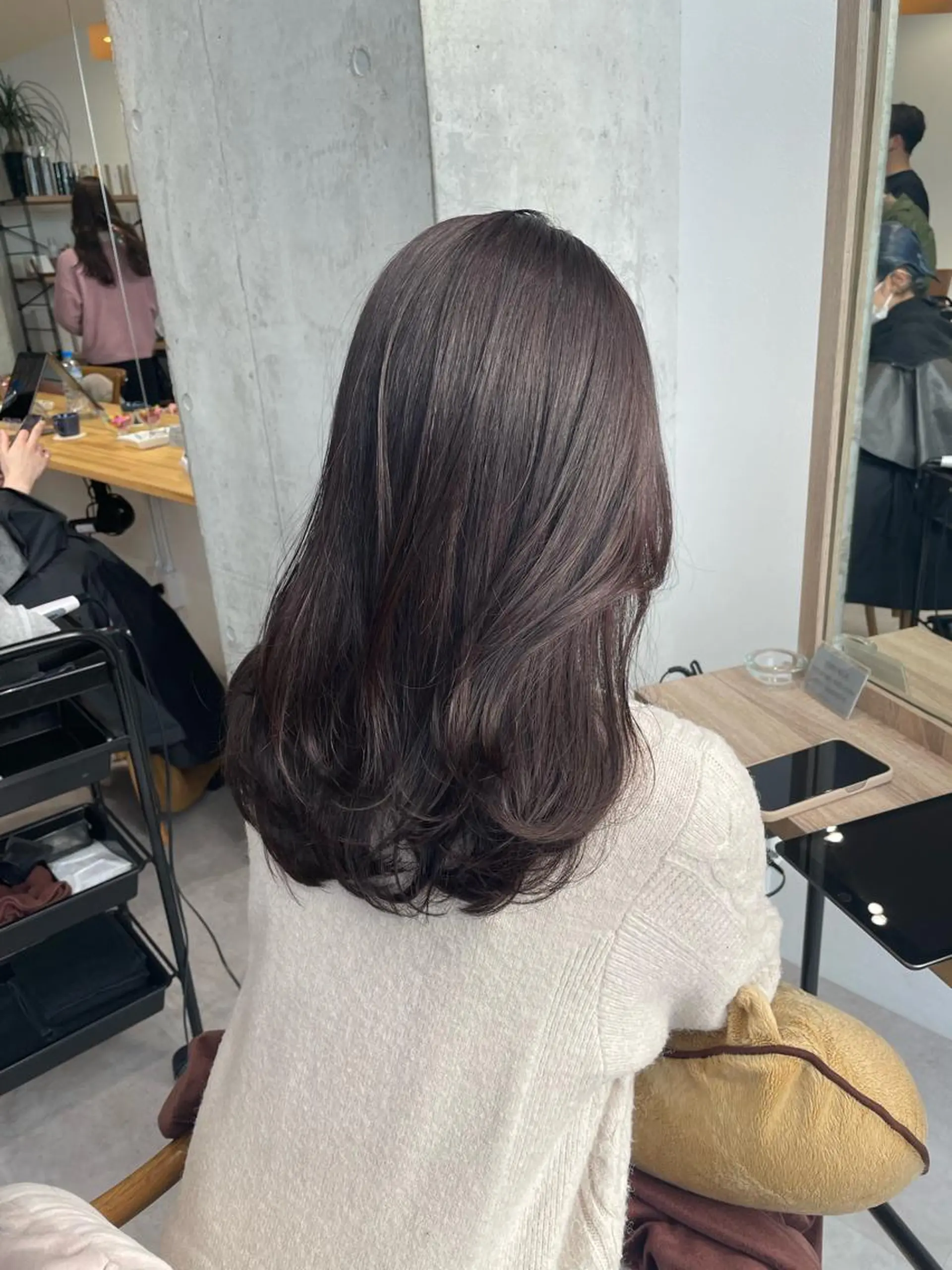 セミロング ヘアカラー トリートメント ✨透明感カラー 恵比寿HAYATO✨のヘアスタイル