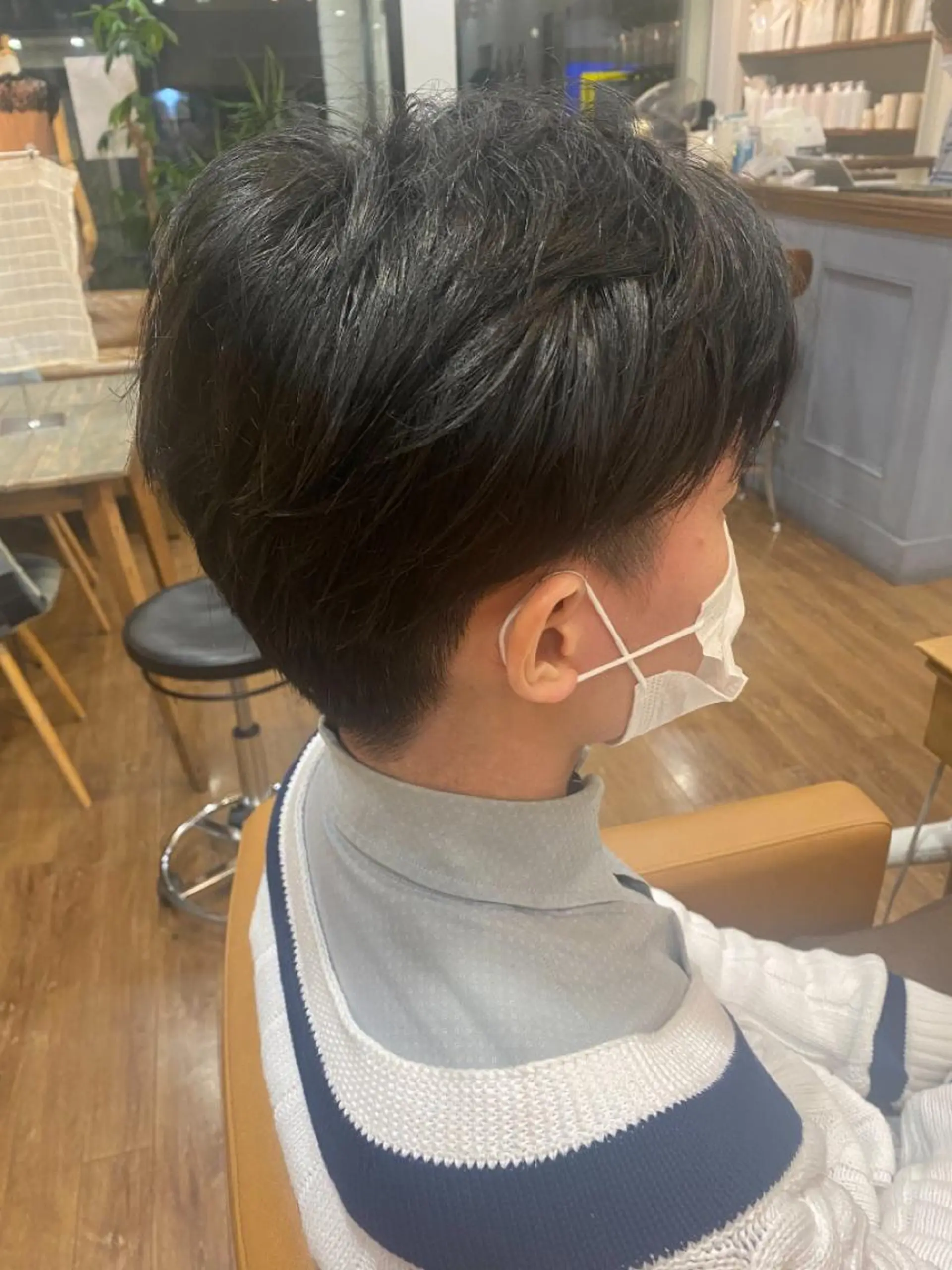 メンズ よしだ しおりのヘアスタイル