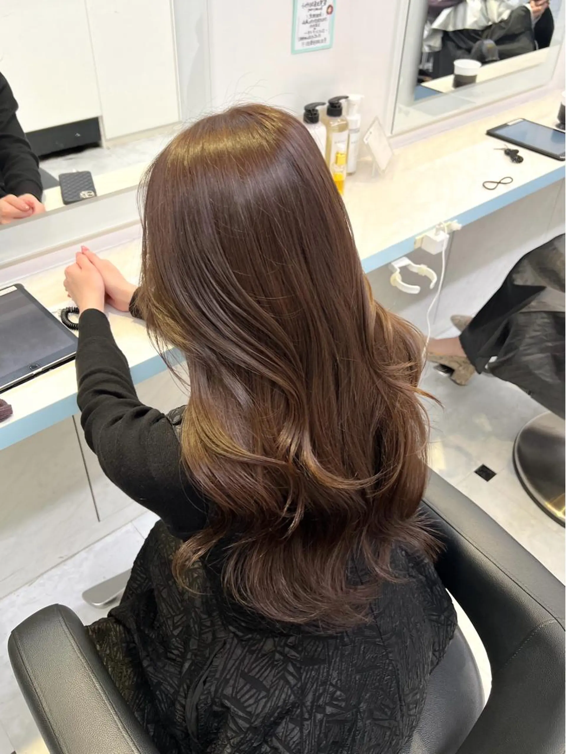 ロング カラー ヘアアレンジ ベージュカラー ミルクティーベージュ ヨシンモリ ARiA by ECLART所属・💖韓国ヘアの匠 💖TAKUMI💖のヘアスタイル