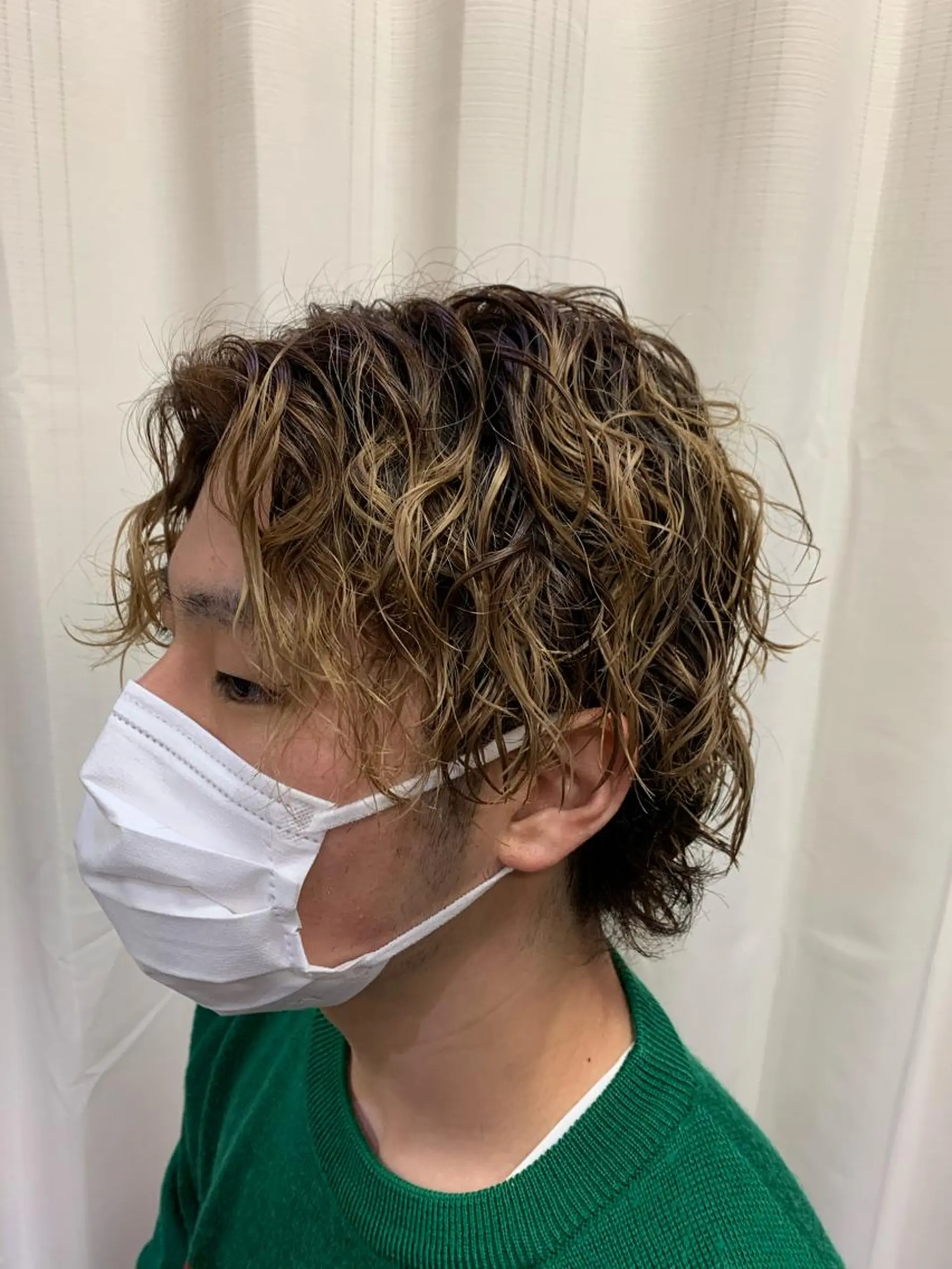 ミディアム パーマ メンズ labyrinthノーブル所属・メンズ特化西村 雄太のヘアスタイル