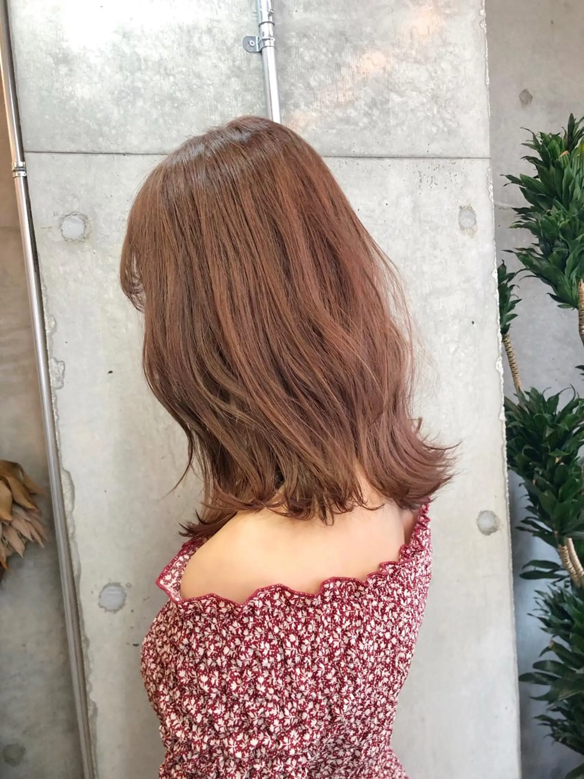 セミロング カラー ブリーチ カット ヘアカラー トリートメント HIROKI ” stylistのヘアスタイル