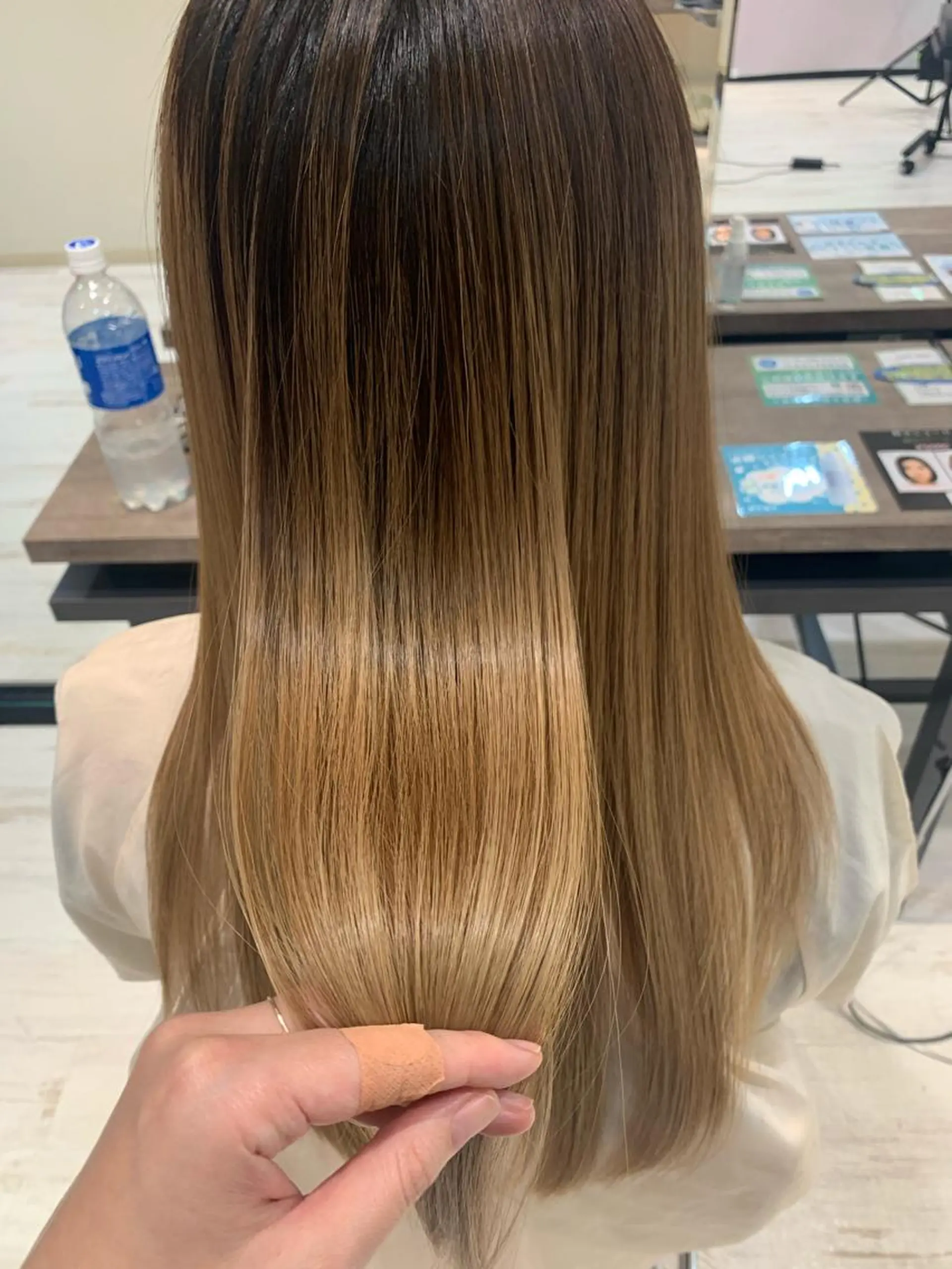 セミロング トリートメント 酸熱トリートメント 似合わせカット🌿 前川のヘアスタイル