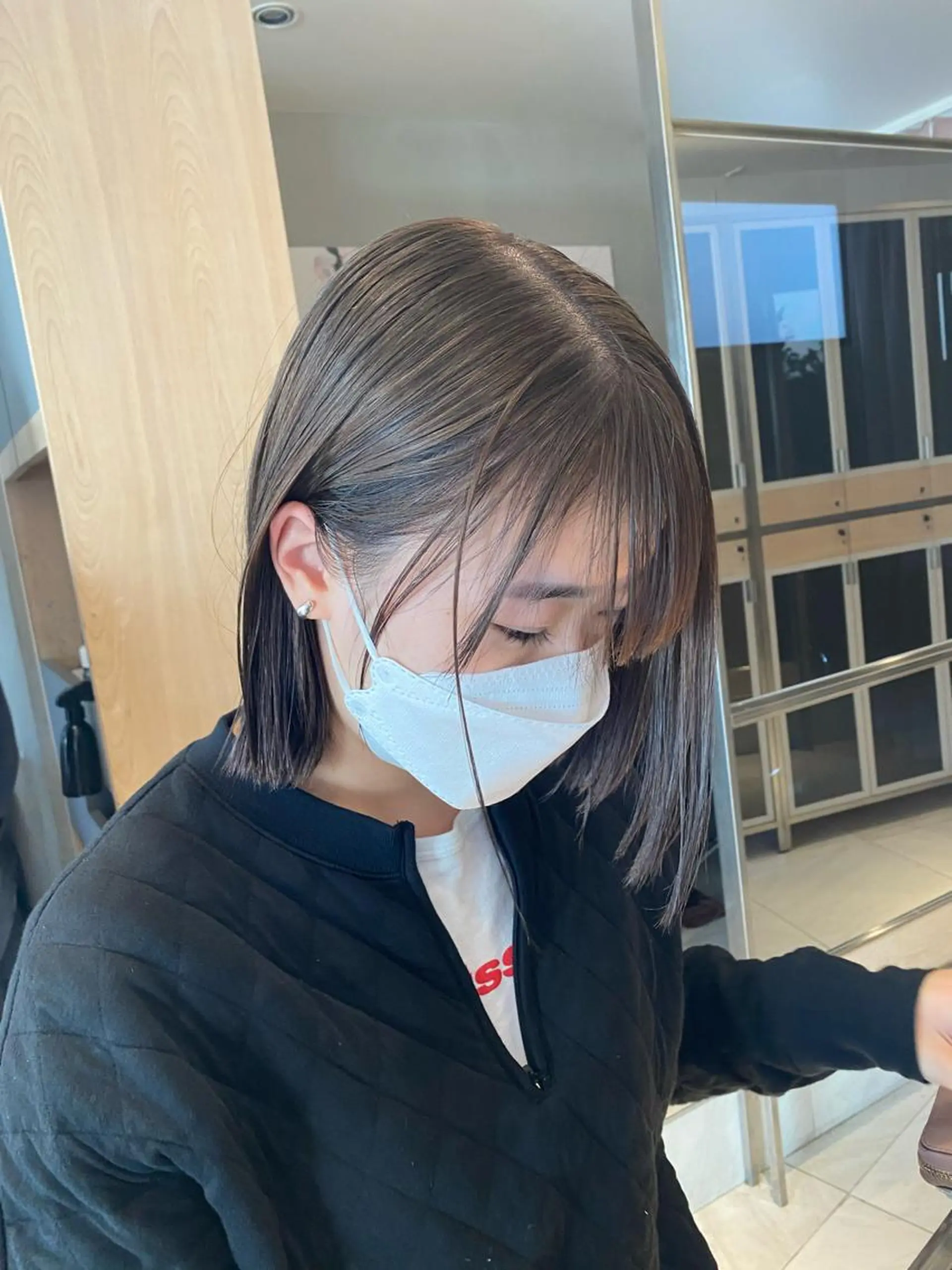 ショート カラー 透明感カラー ダブルカラー ヘアカラー トリートメント ヘッドスパ ヘアセット 艶髪/ダークトーン 🩶丸山日向のヘアスタイル