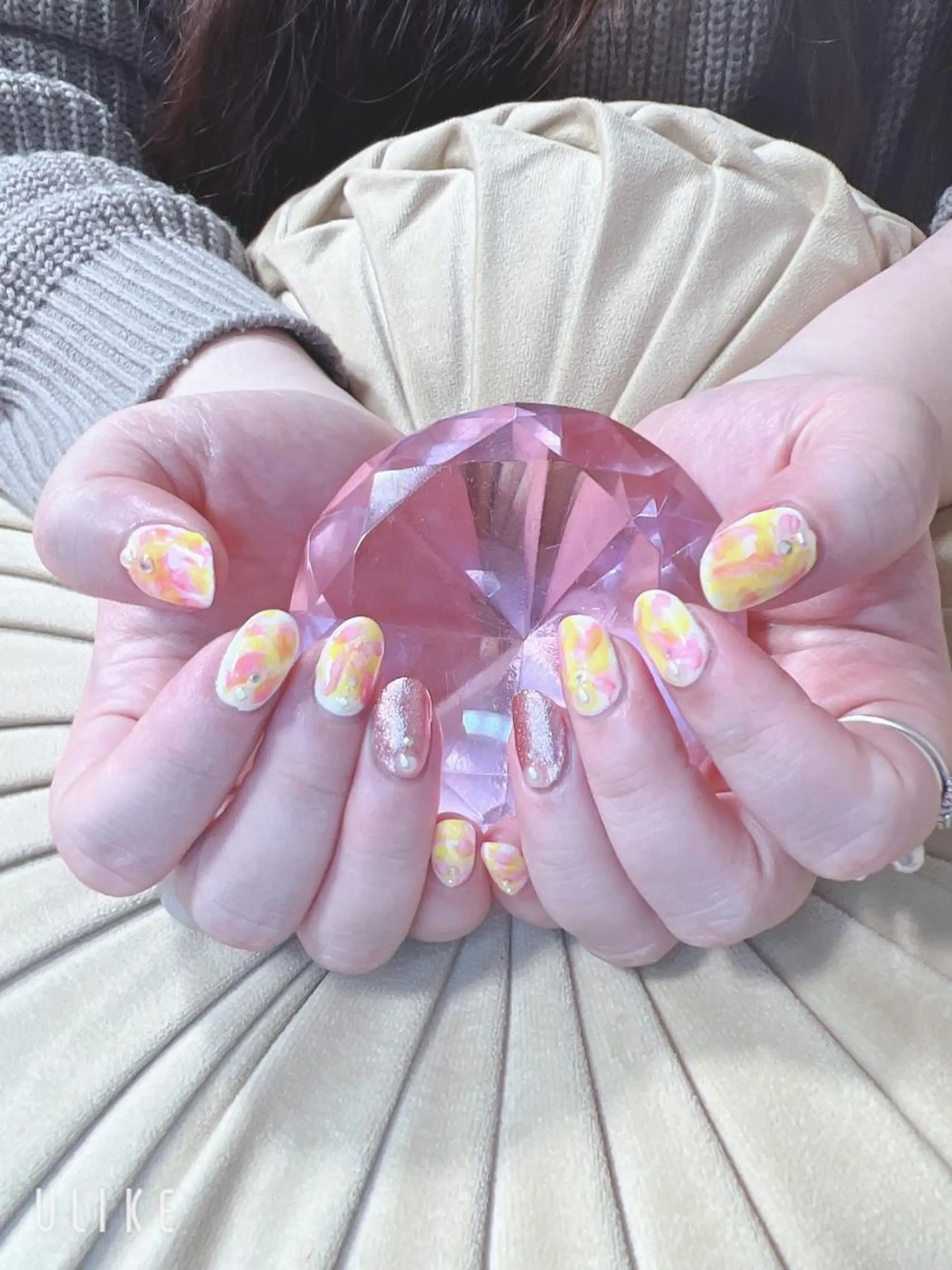 ネイル ラメ(グリッター) 大理石ネイル(マーブル) Toujours所属・山崎 美姫のネイルデザイン